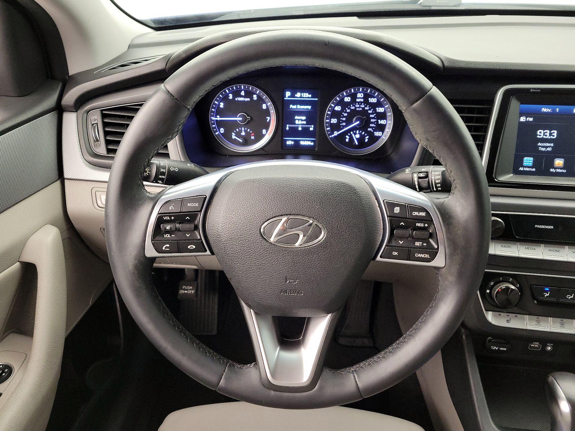 Thumbnail: 2018 Hyundai Sonata - 10