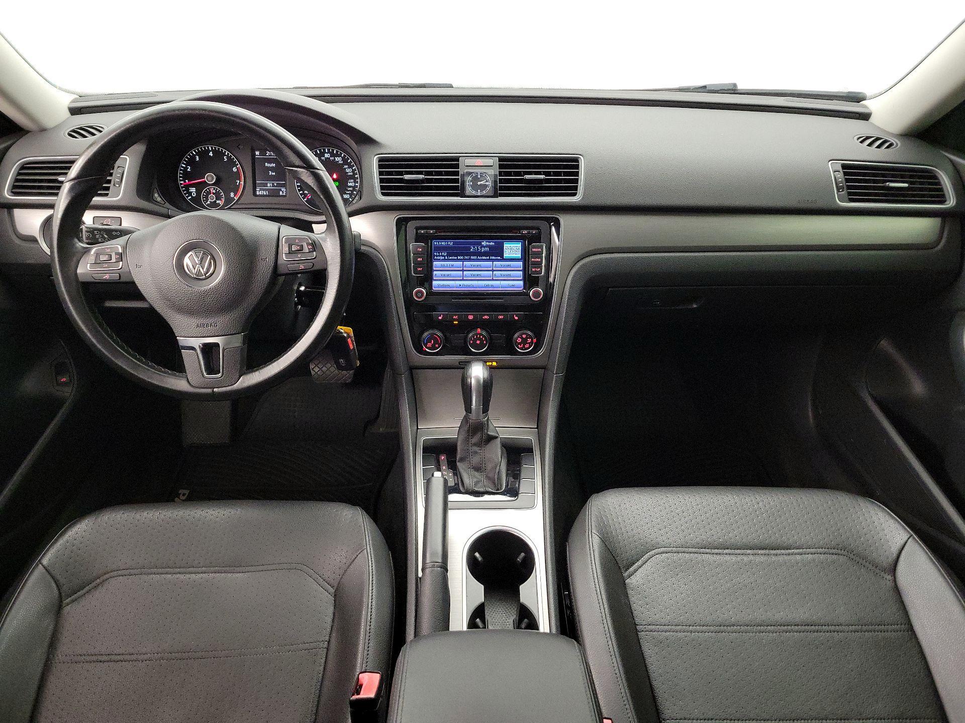 Thumbnail: 2015 Volkswagen Passat - 9