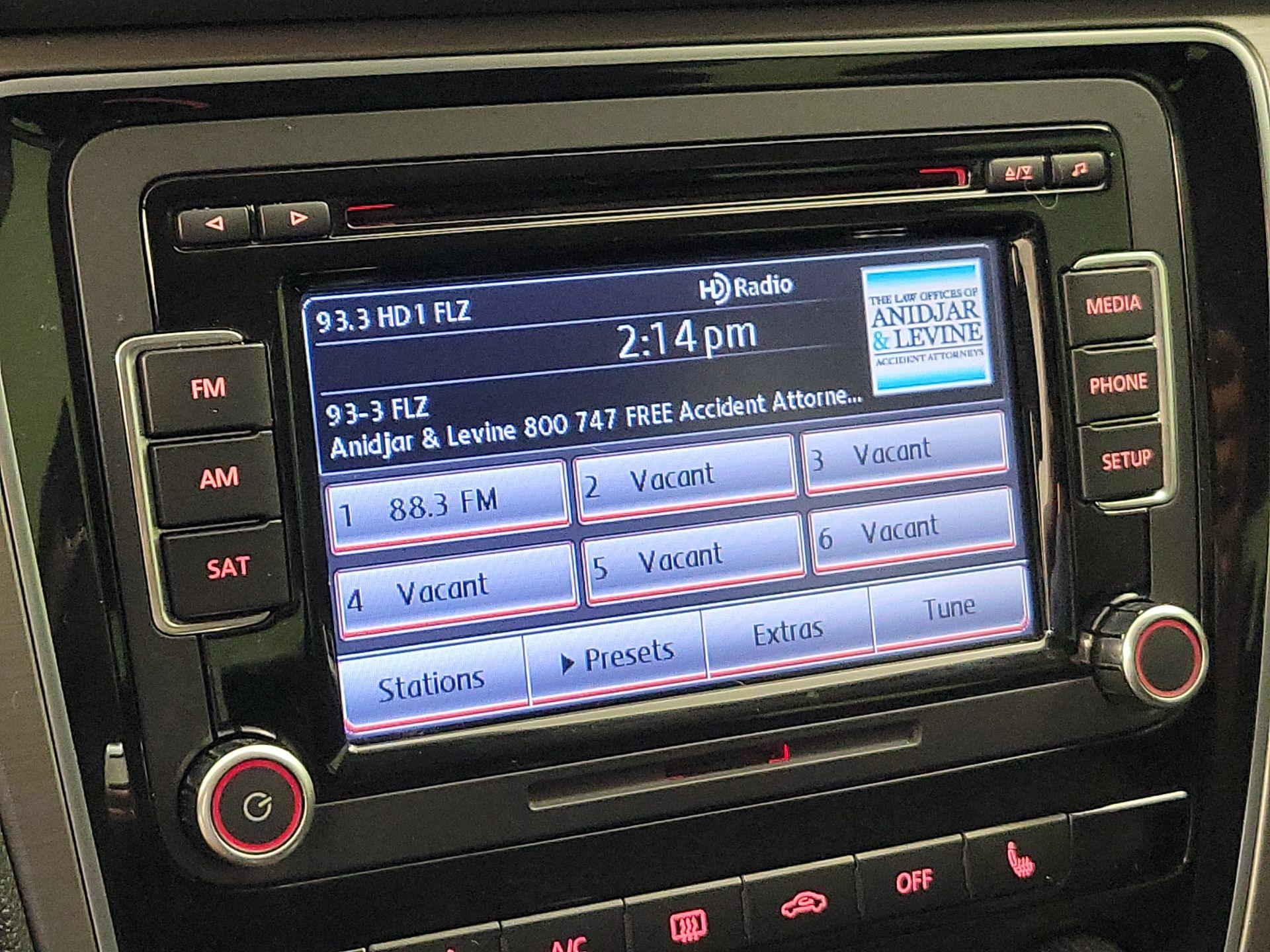 Thumbnail: 2015 Volkswagen Passat - 15