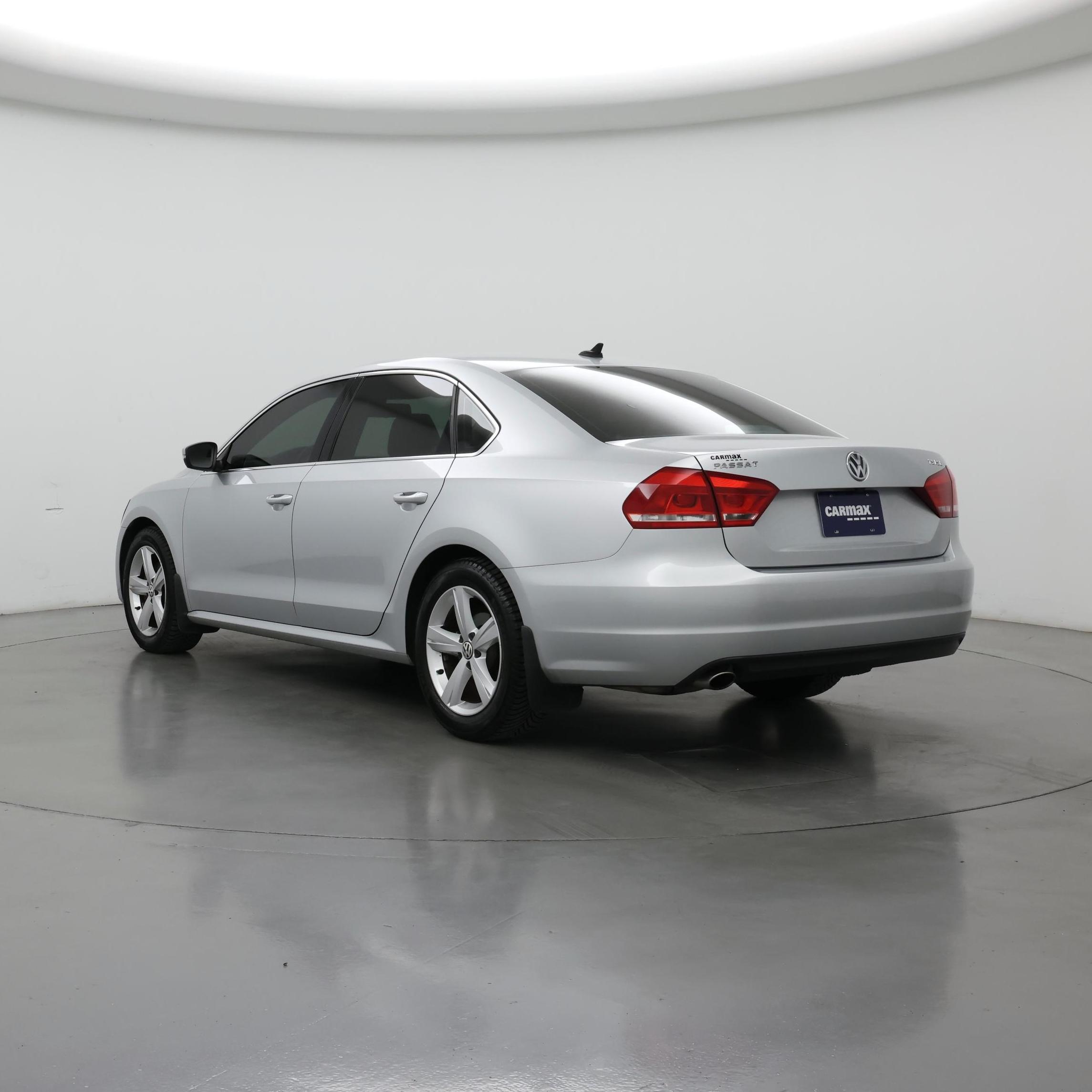 Thumbnail: 2015 Volkswagen Passat - 2