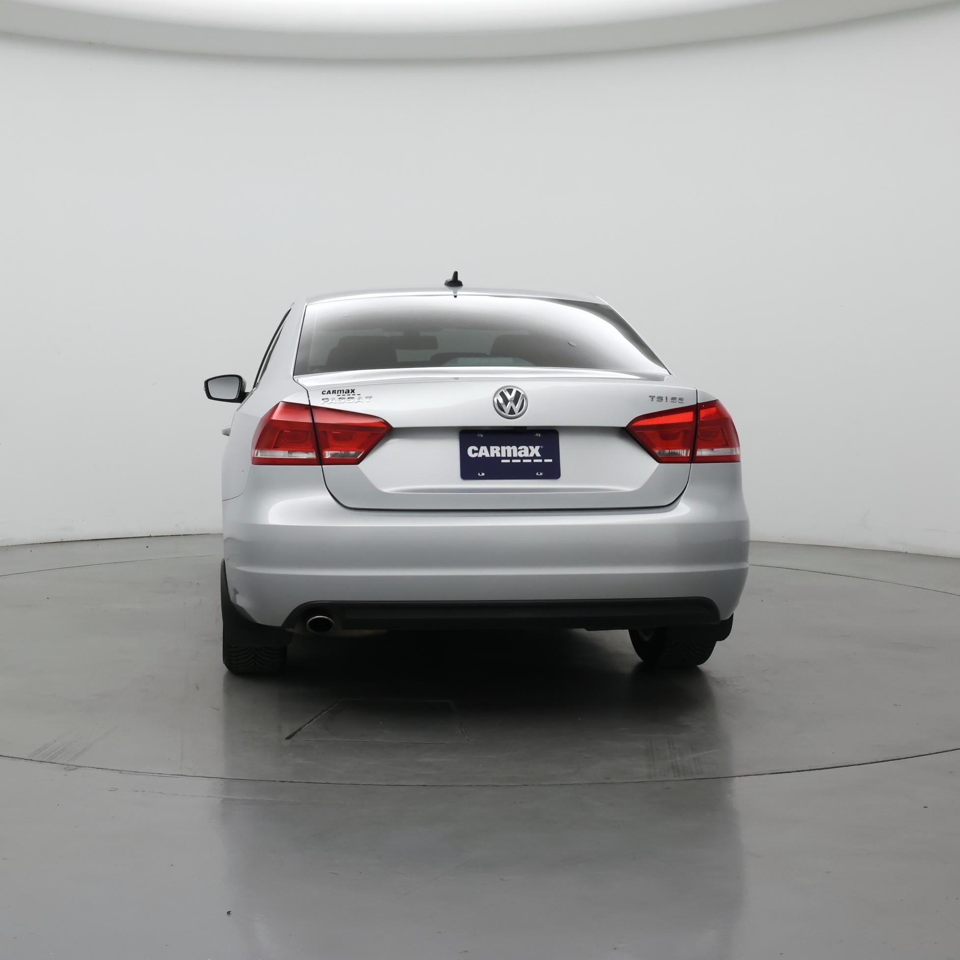 Thumbnail: 2015 Volkswagen Passat - 6
