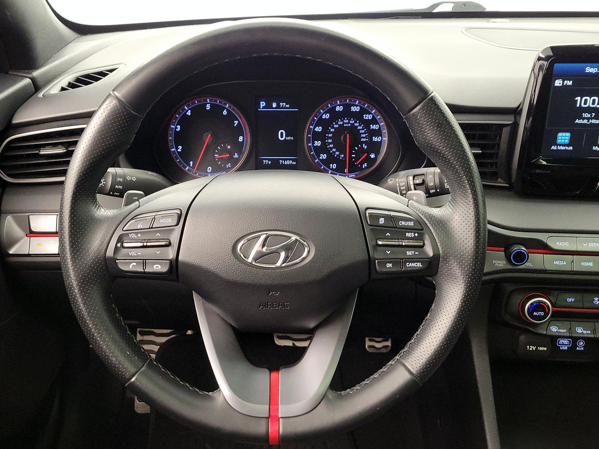 Thumbnail: 2019 Hyundai Veloster - 10