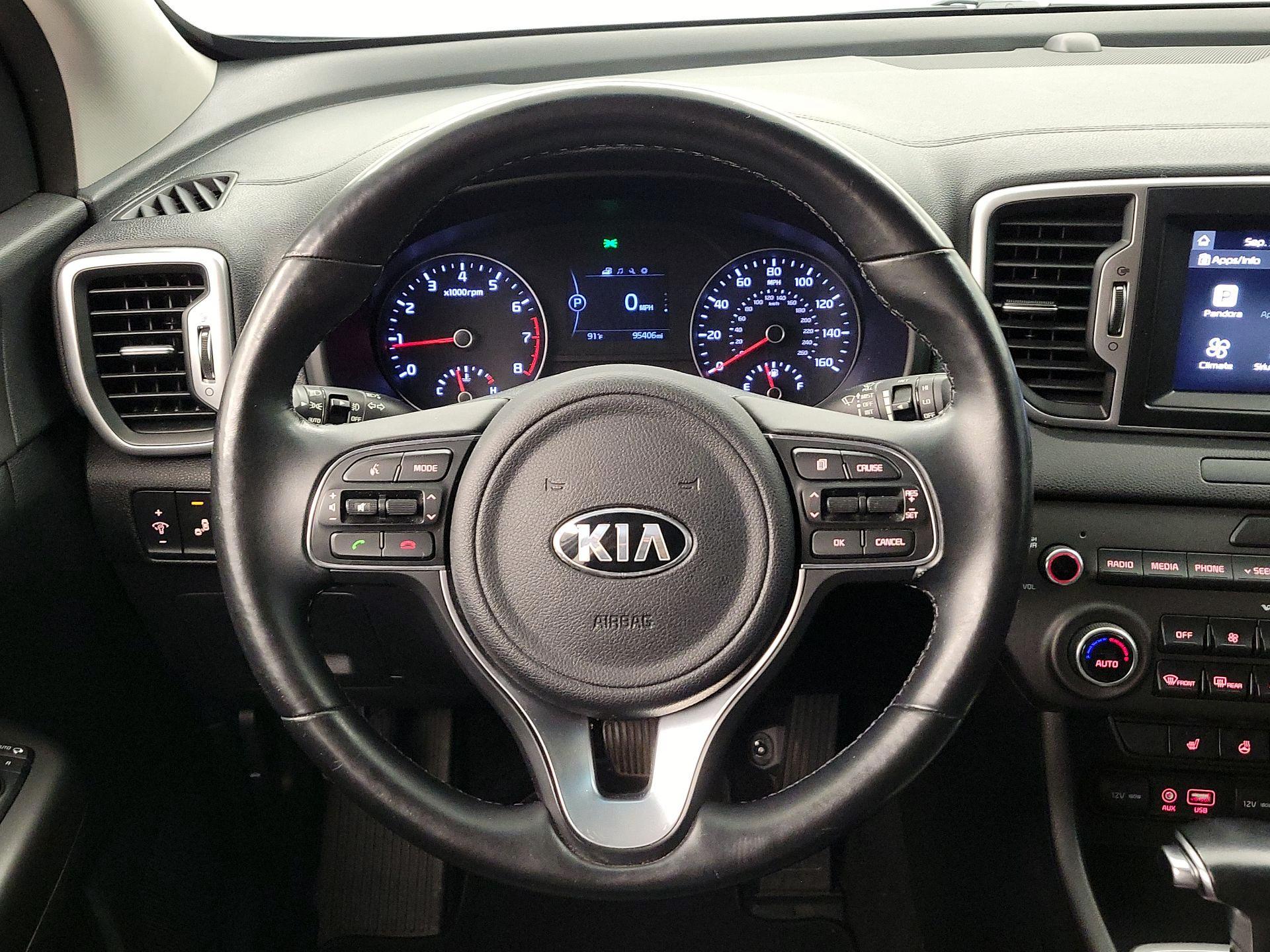 Thumbnail: 2017 Kia Sportage - 10