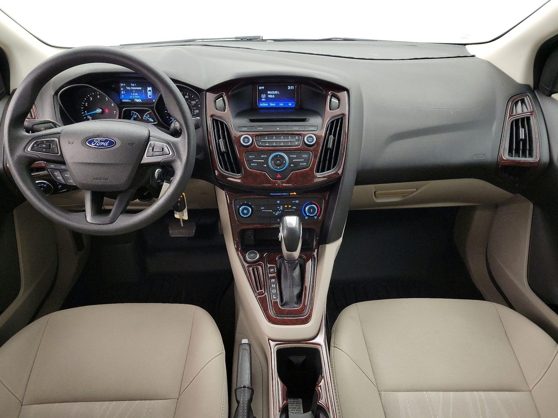 Thumbnail: 2016 Ford Focus - 9