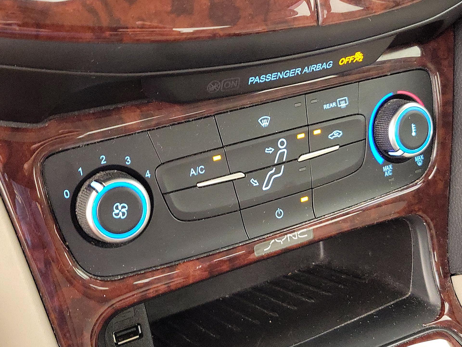 Thumbnail: 2016 Ford Focus - 16