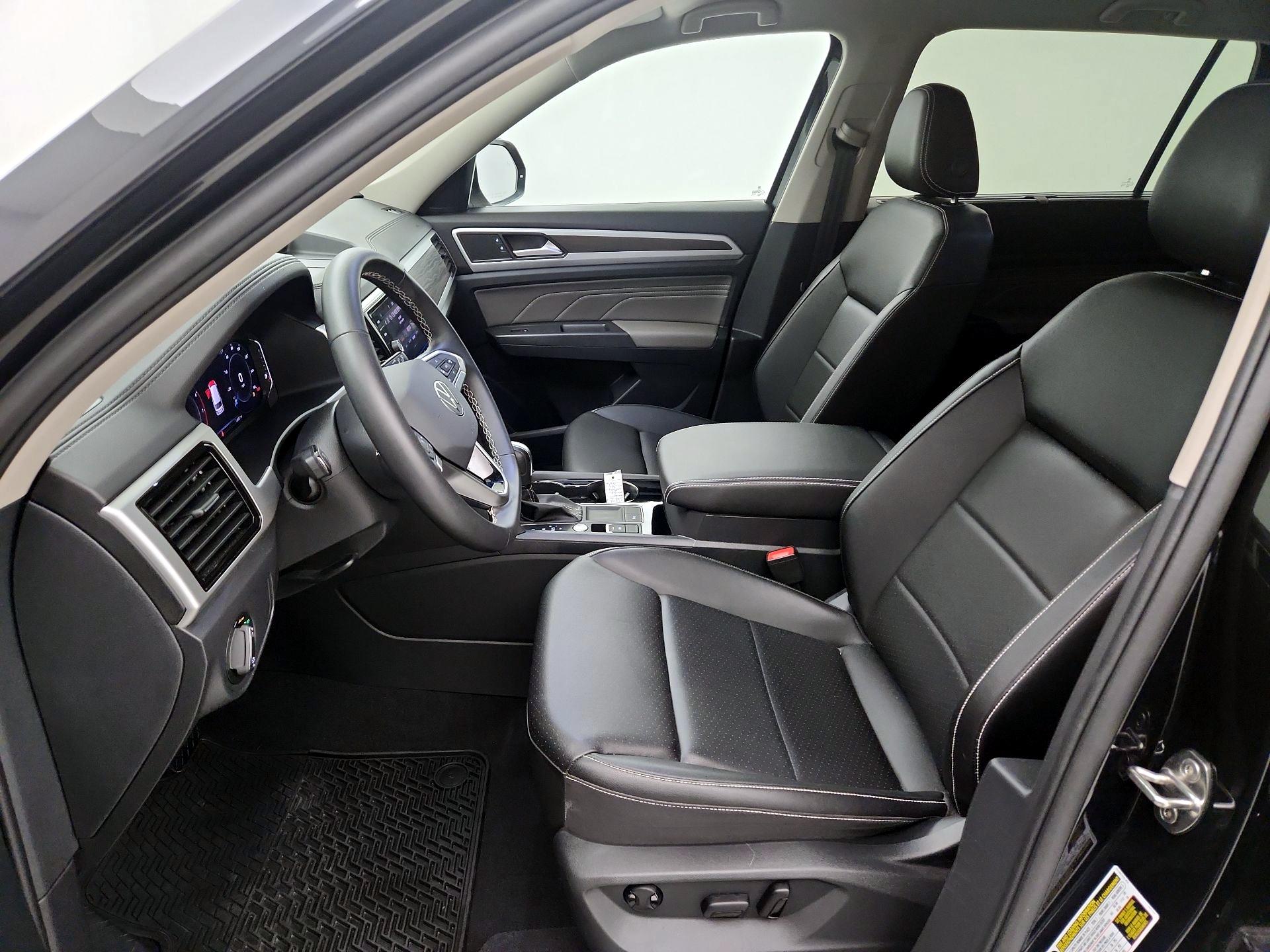 Thumbnail: 2023 Volkswagen Atlas - 11