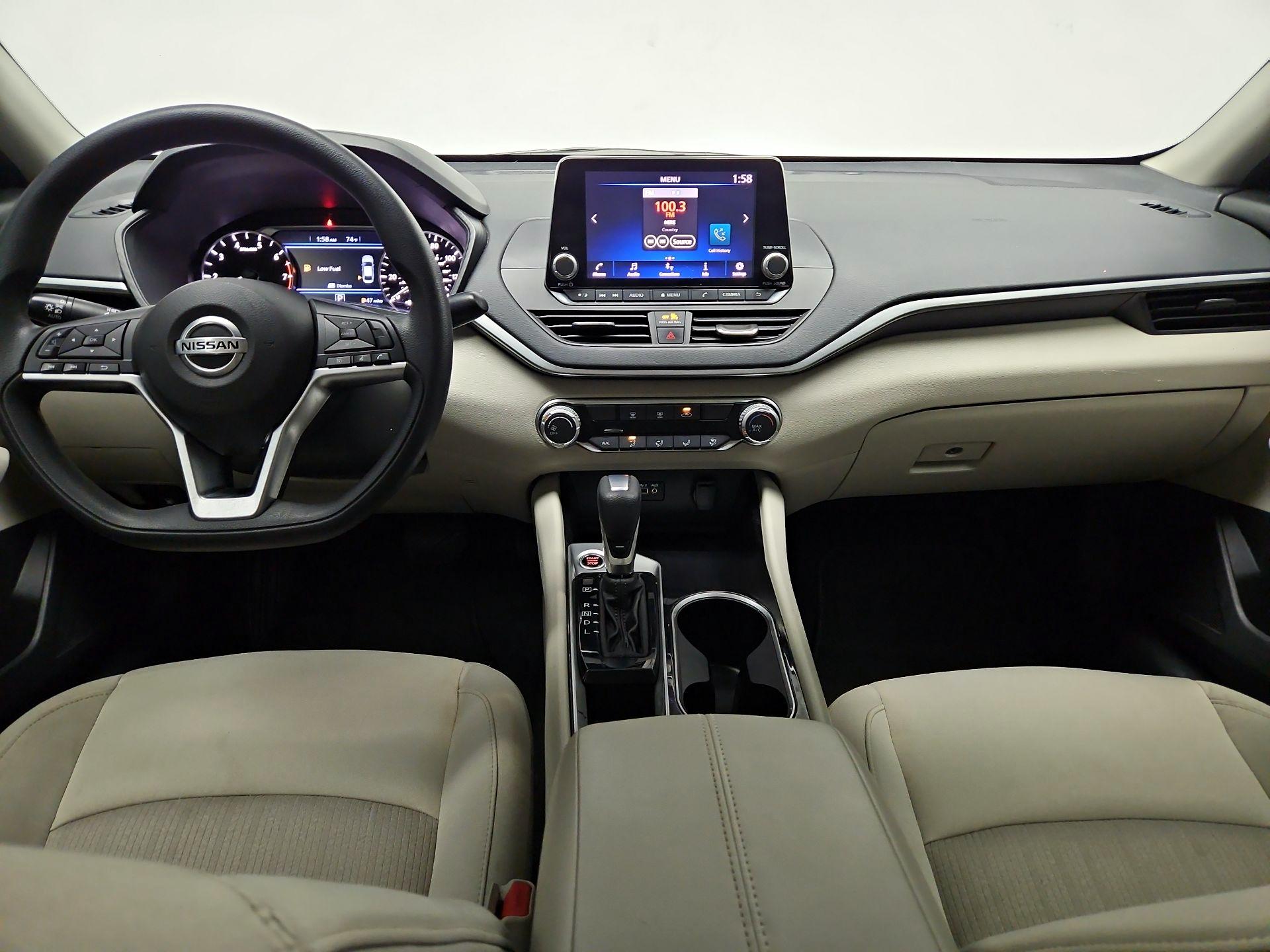 Thumbnail: 2021 Nissan Altima - 9