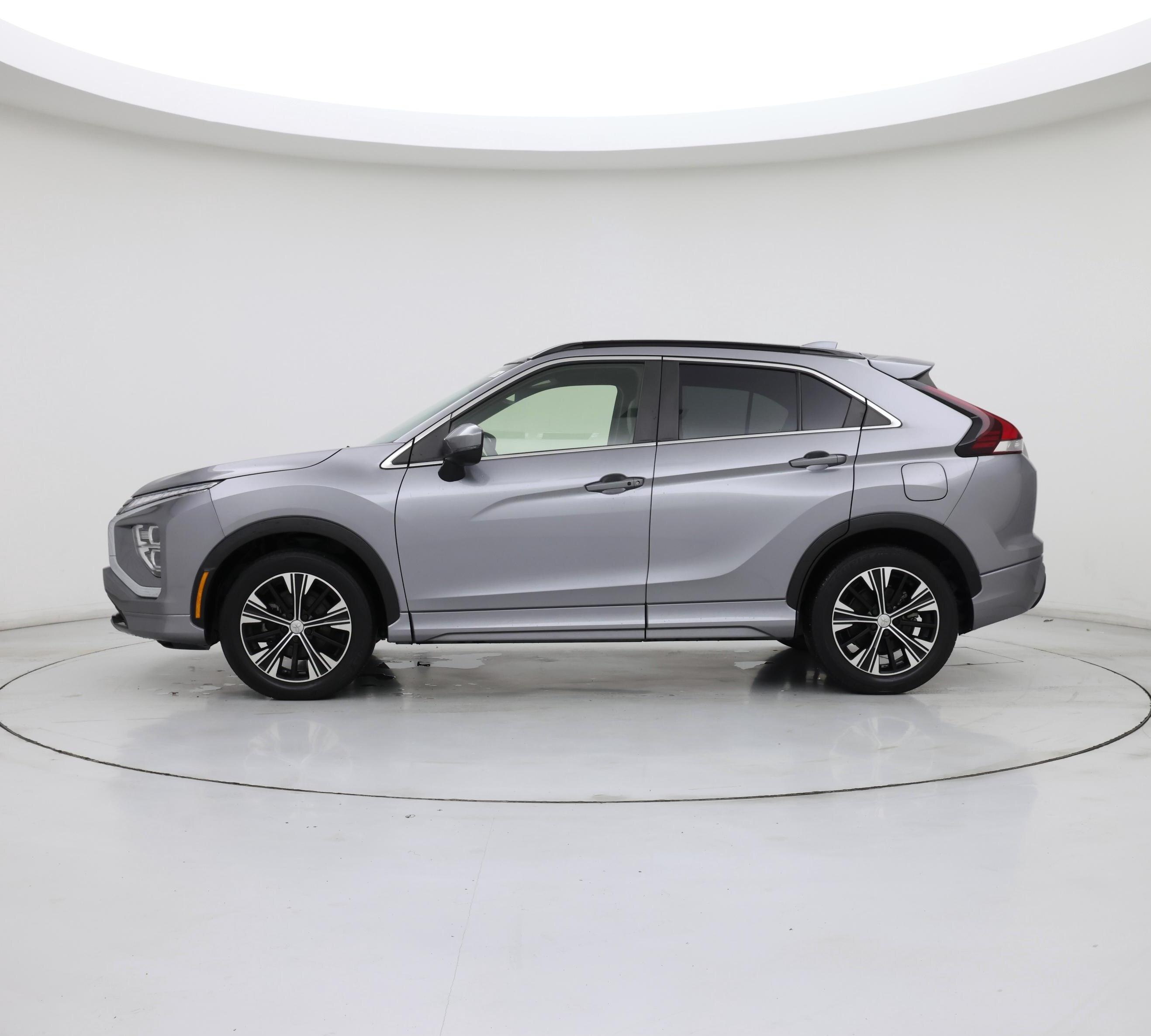 Thumbnail: 2022 Mitsubishi Eclipse Cross - 3