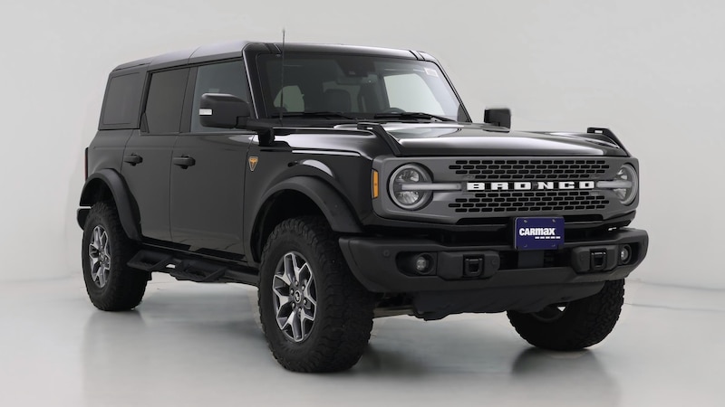 2023 Ford Bronco Badlands Hero Image