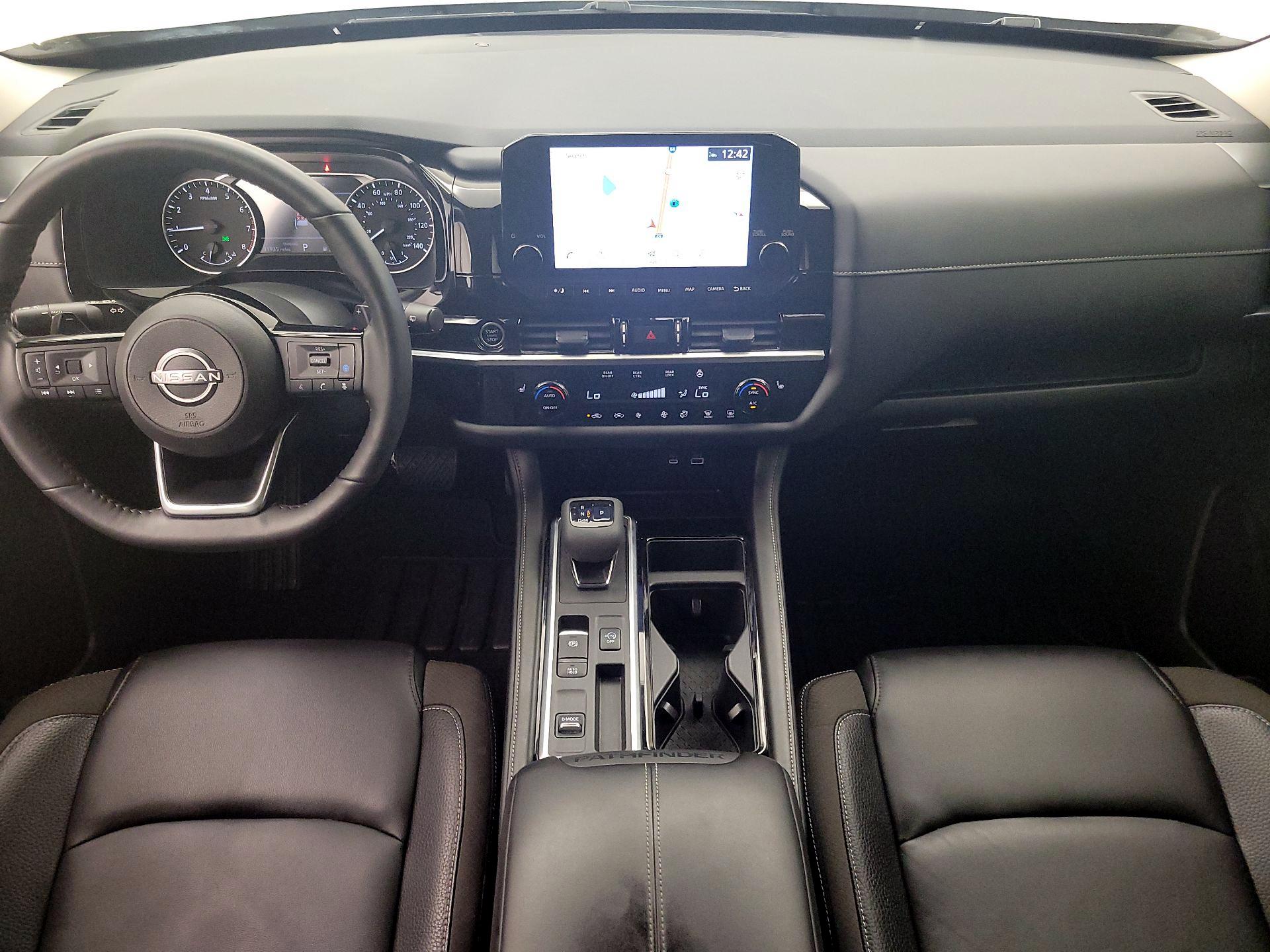 Thumbnail: 2023 Nissan Pathfinder - 9