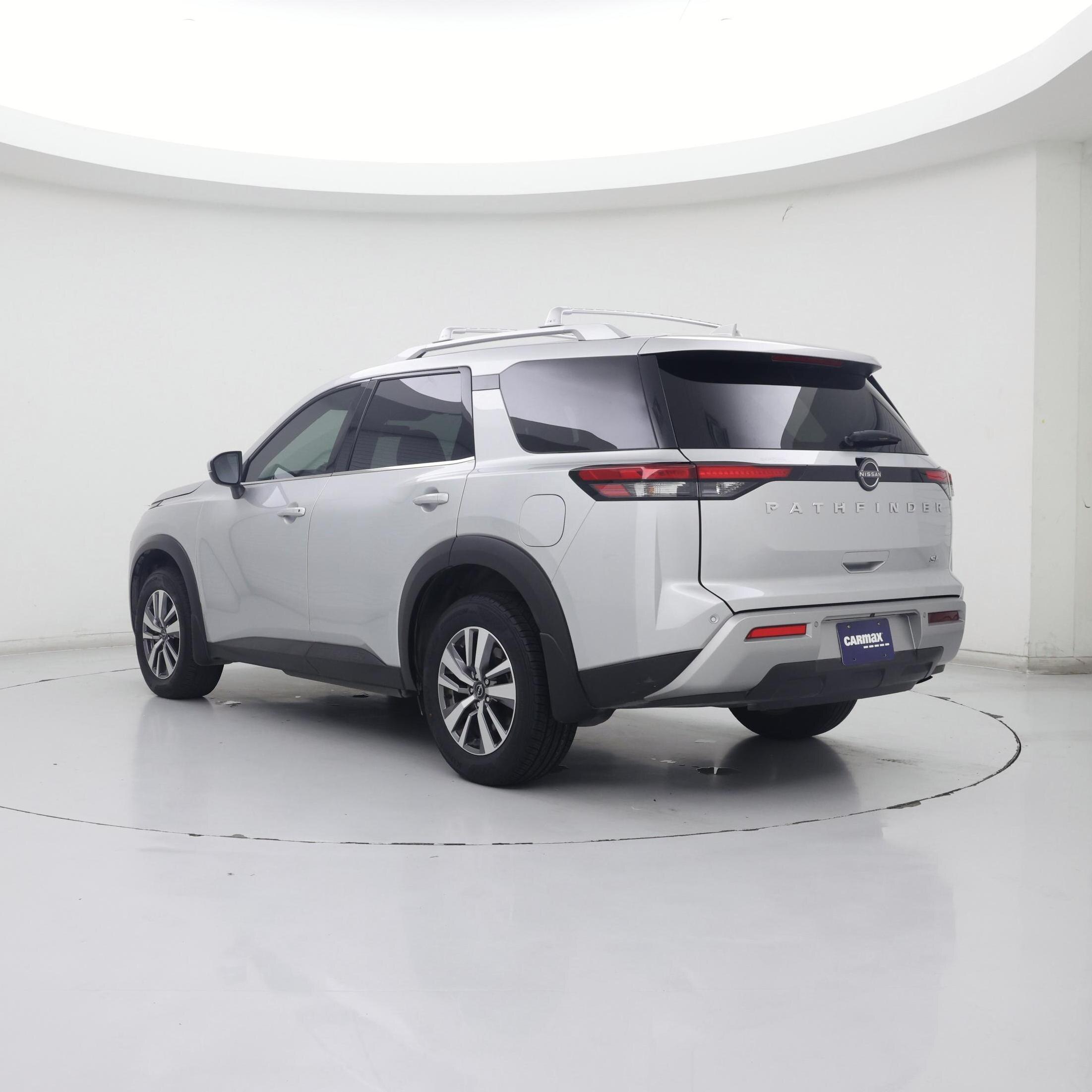 Thumbnail: 2023 Nissan Pathfinder - 2