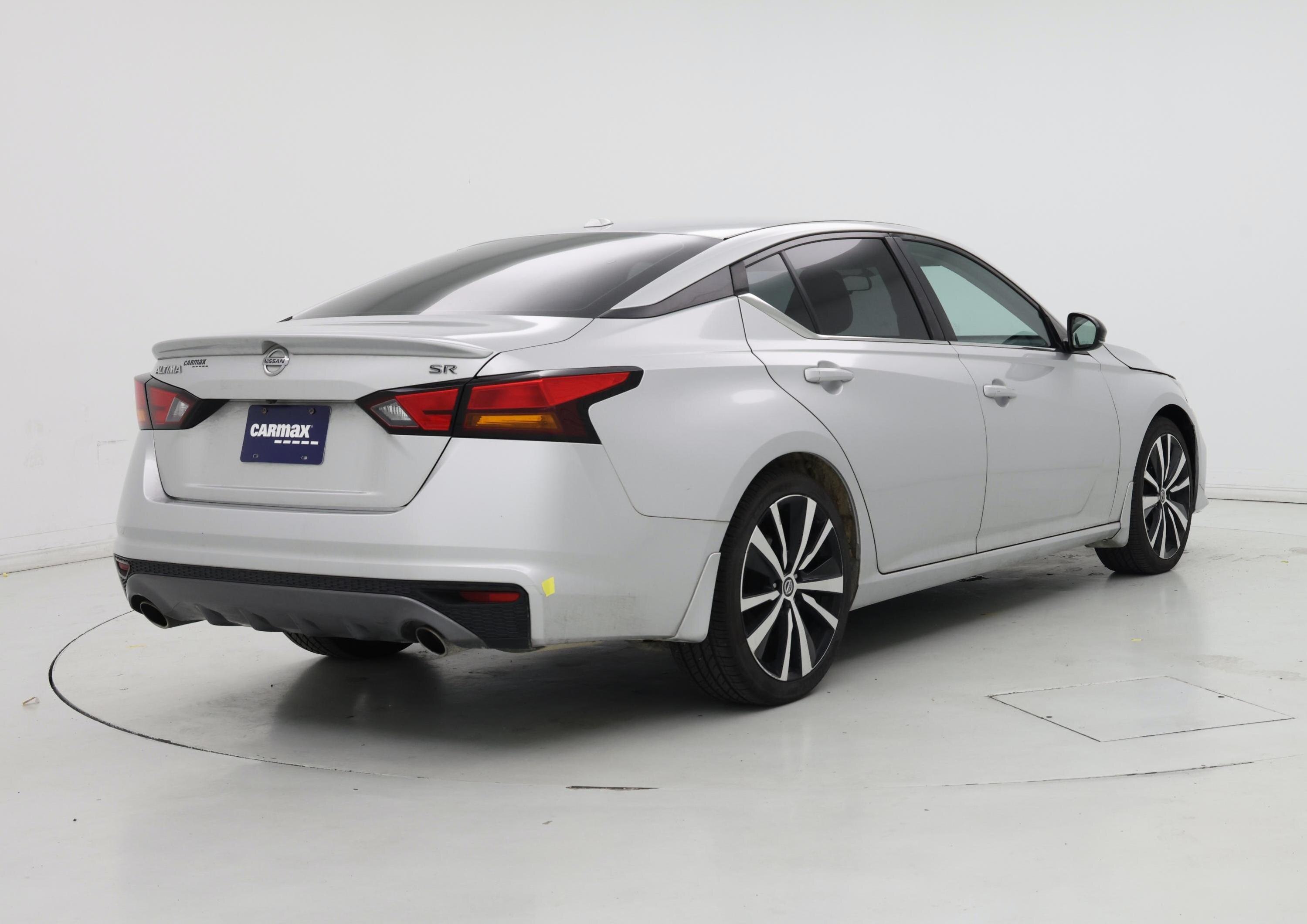 Thumbnail: 2019 Nissan Altima - 8