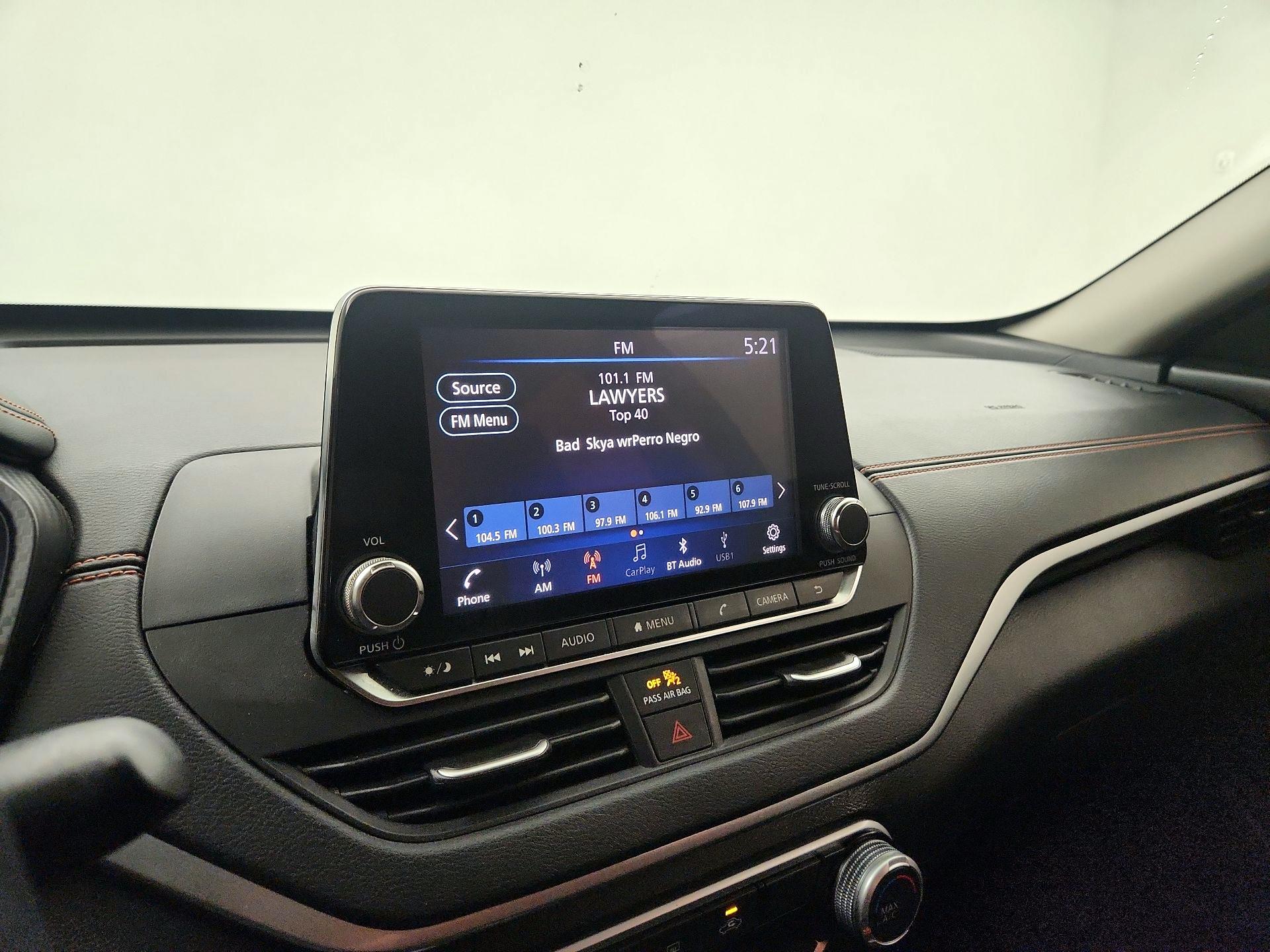 Thumbnail: 2019 Nissan Altima - 13