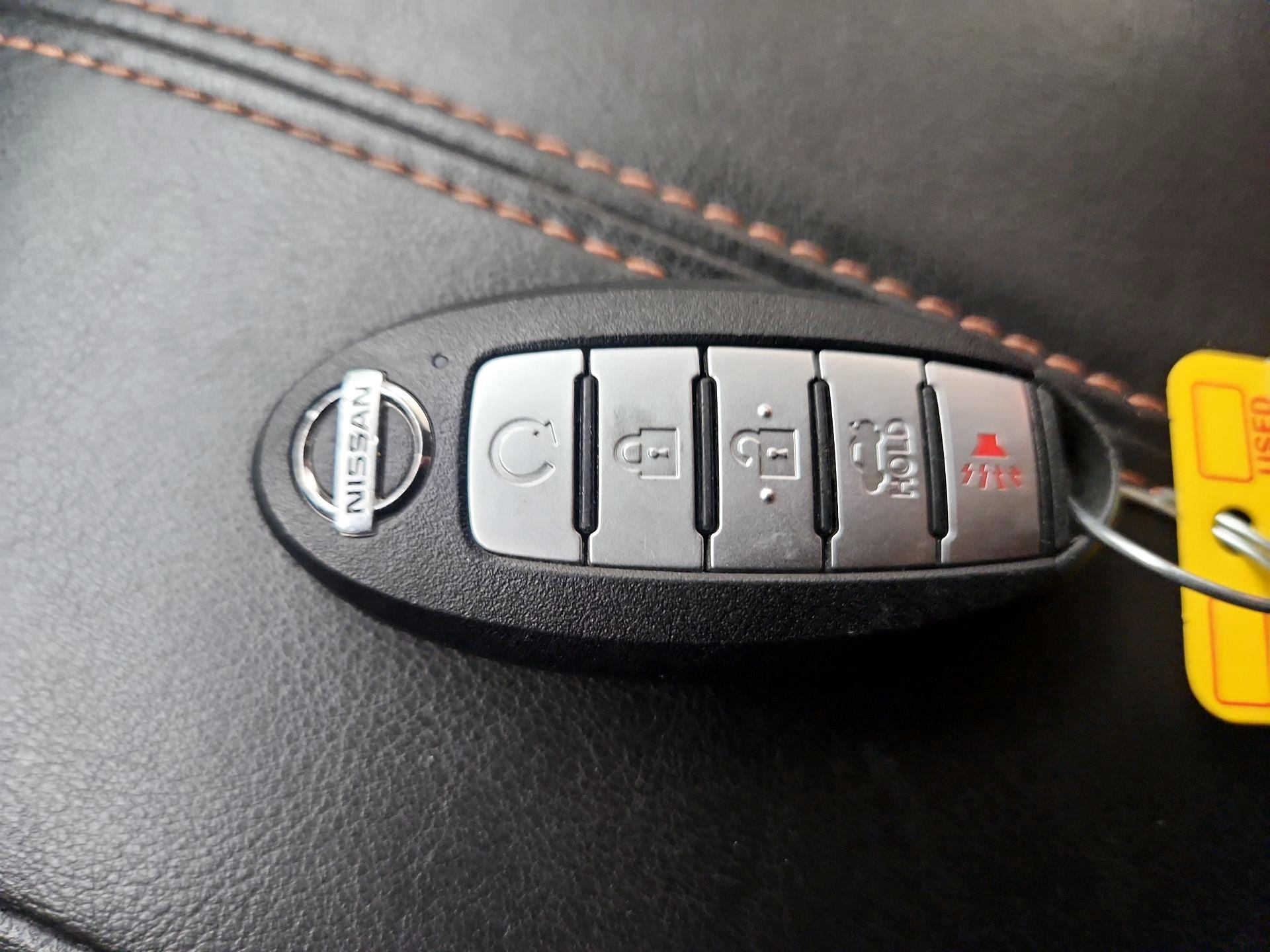 Thumbnail: 2019 Nissan Altima - 18
