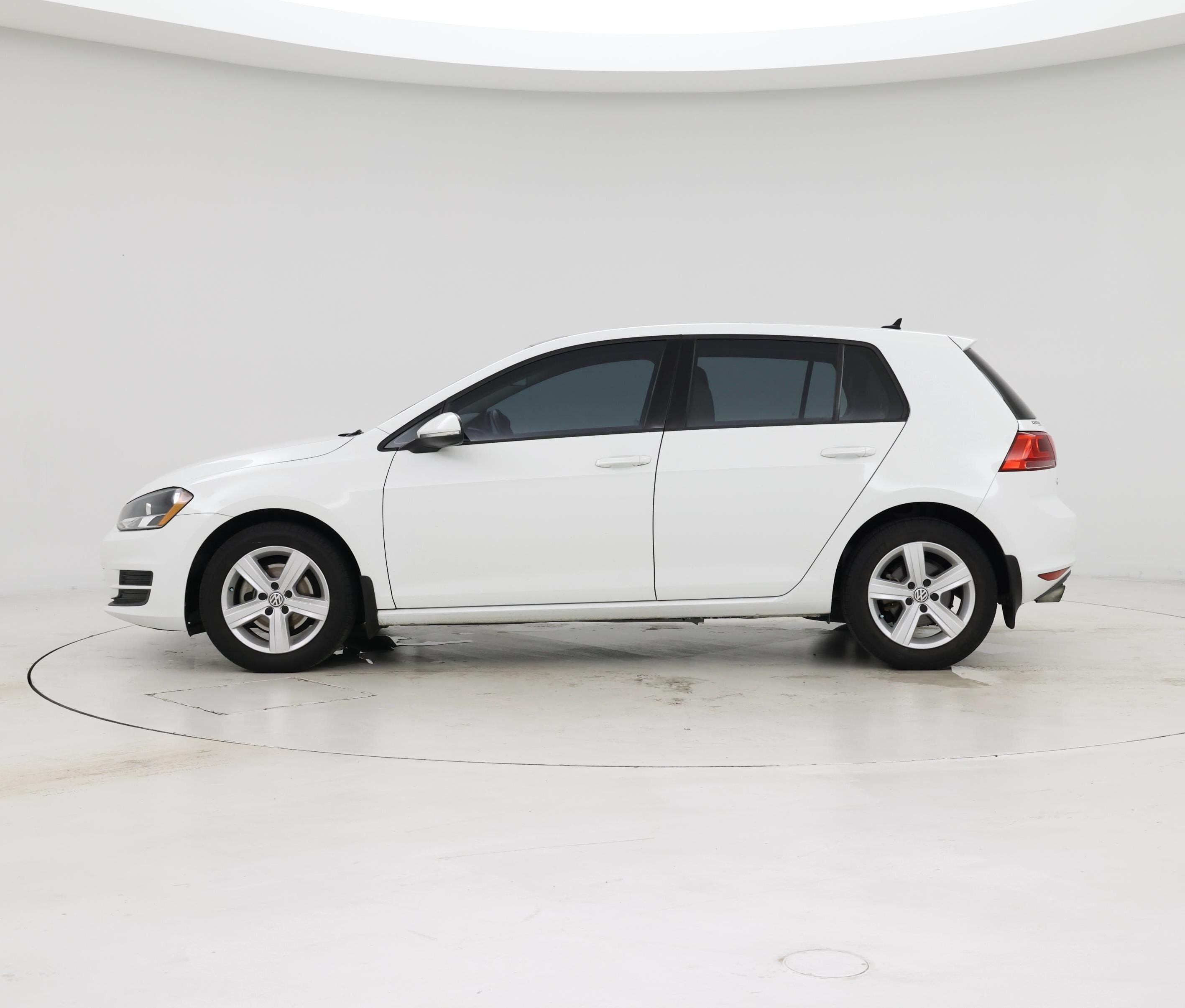 Thumbnail: 2017 Volkswagen Golf - 3