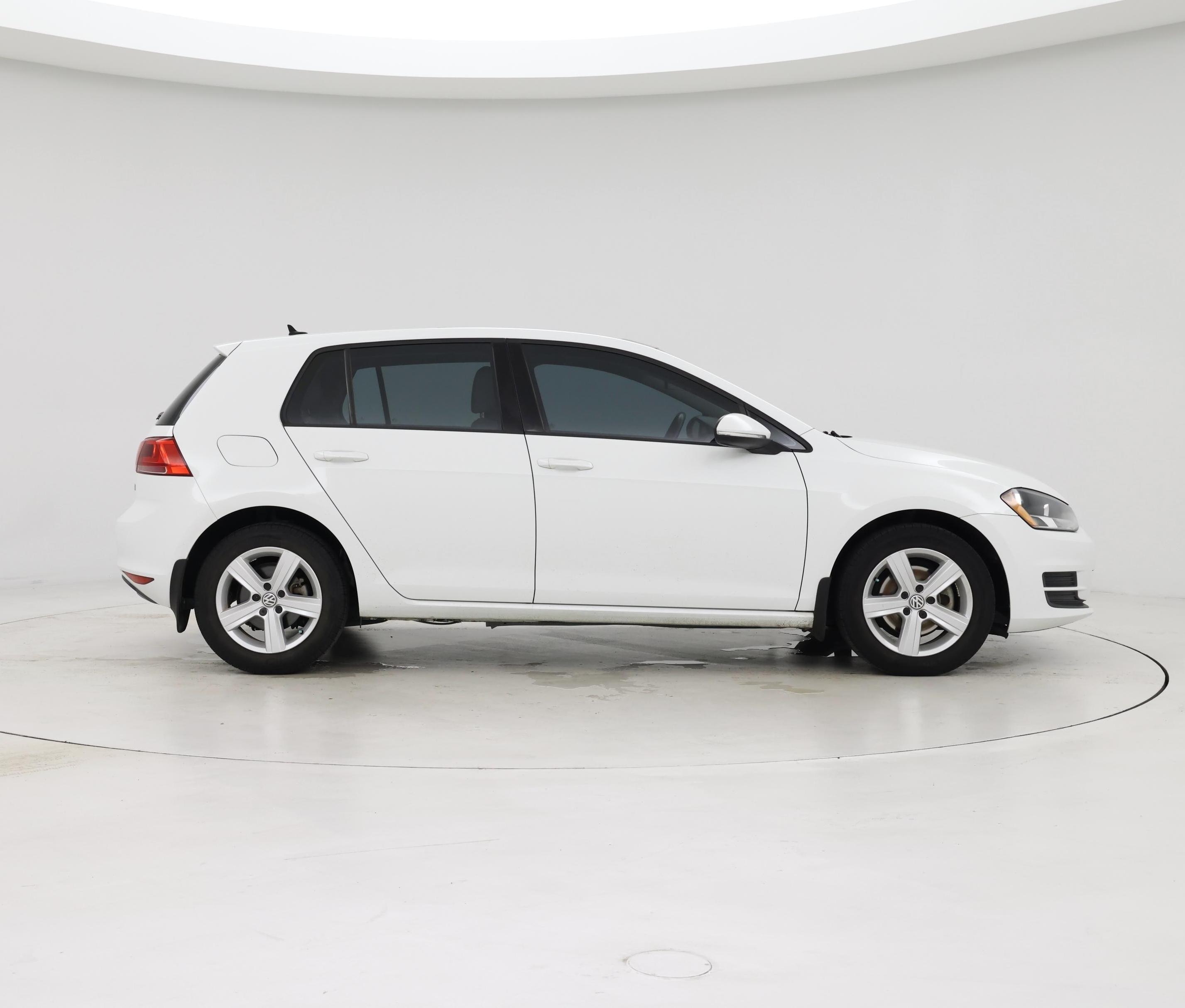 Thumbnail: 2017 Volkswagen Golf - 7