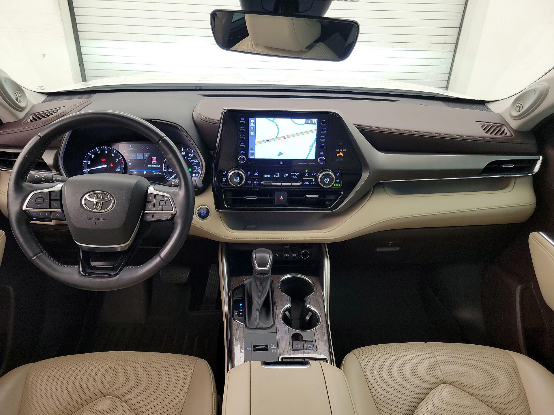 Thumbnail: 2021 Toyota Highlander - 9