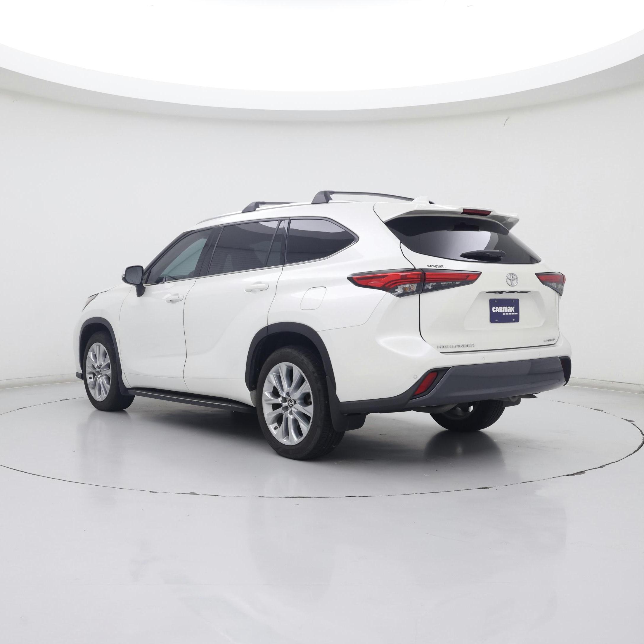 Thumbnail: 2021 Toyota Highlander - 2