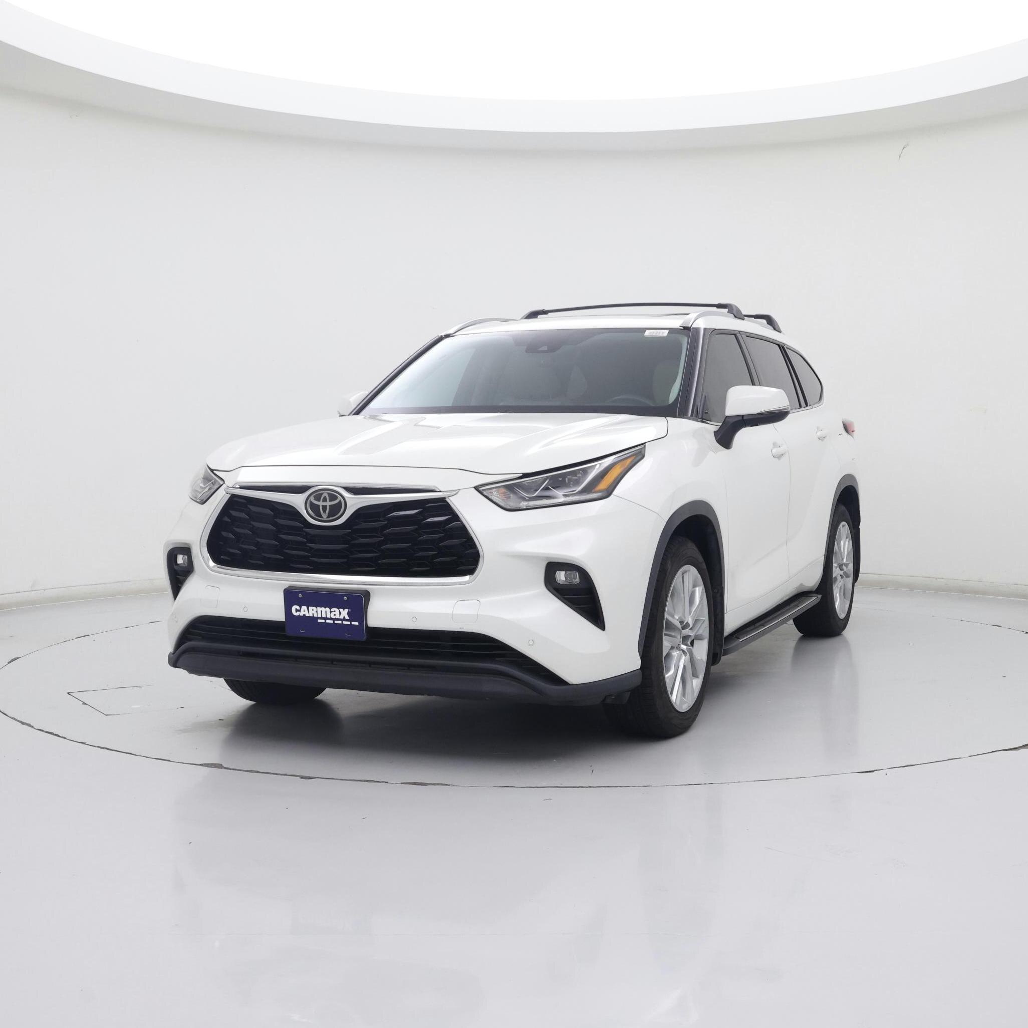Thumbnail: 2021 Toyota Highlander - 4