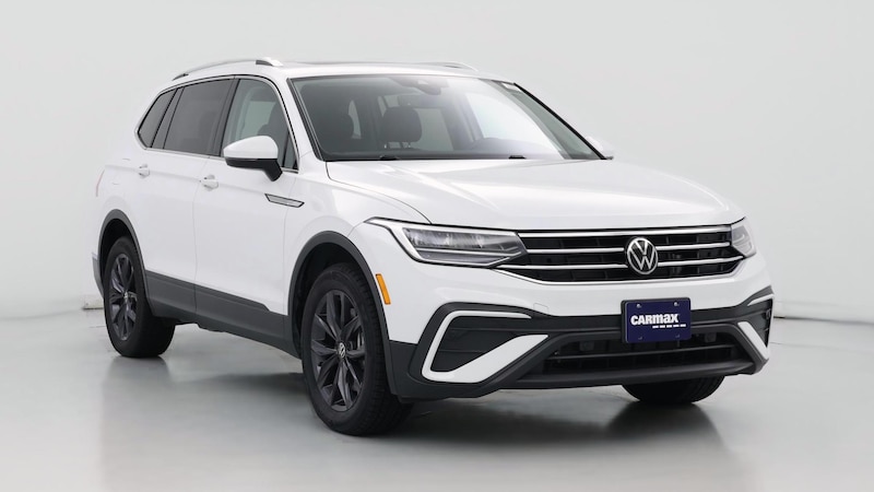 2022 Volkswagen Tiguan SE Hero Image