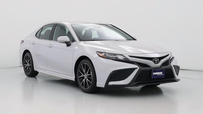 2024 Toyota Camry SE Hero Image