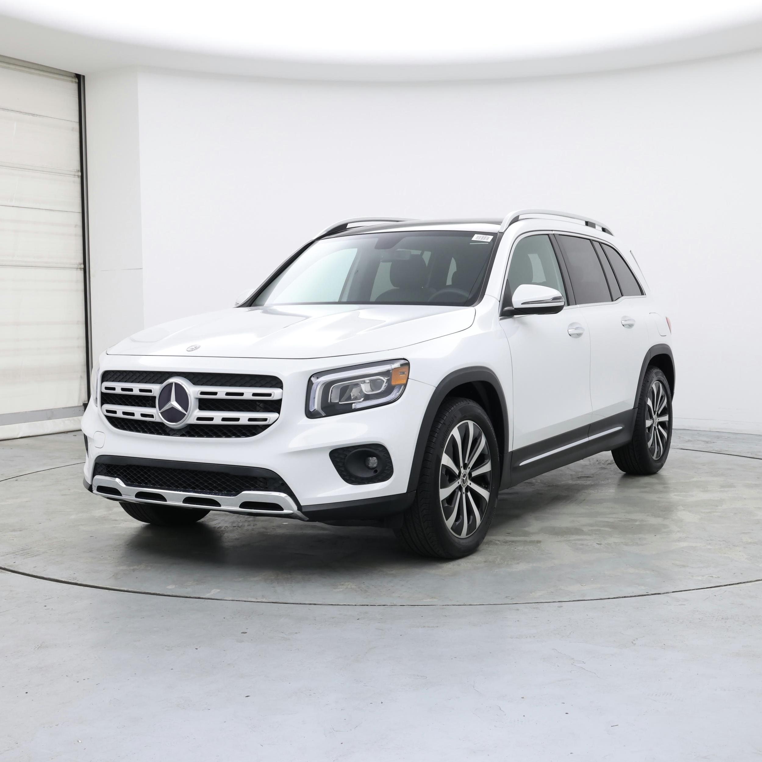 Thumbnail: 2020 Mercedes-Benz GLB - 4