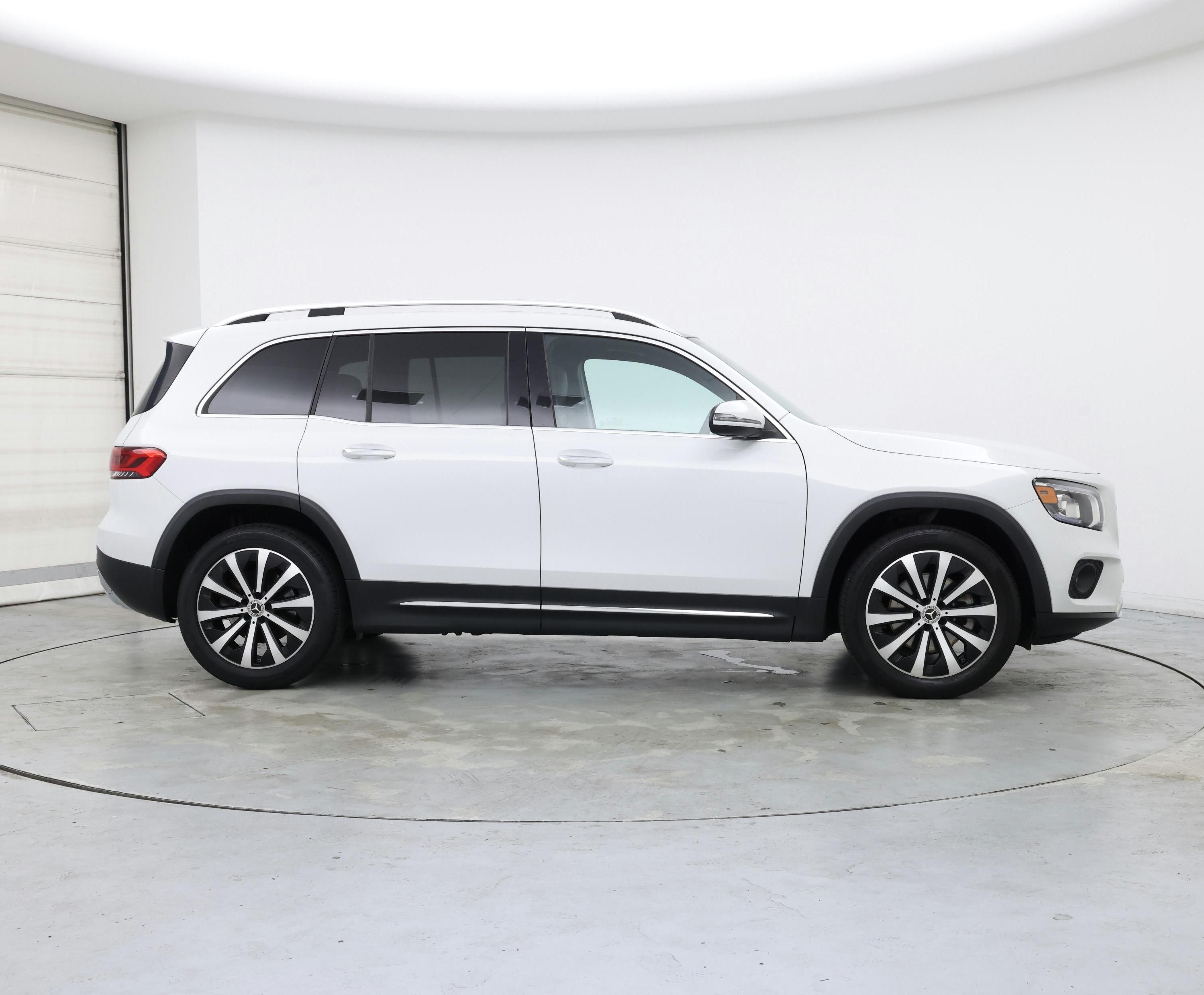 Thumbnail: 2020 Mercedes-Benz GLB - 7