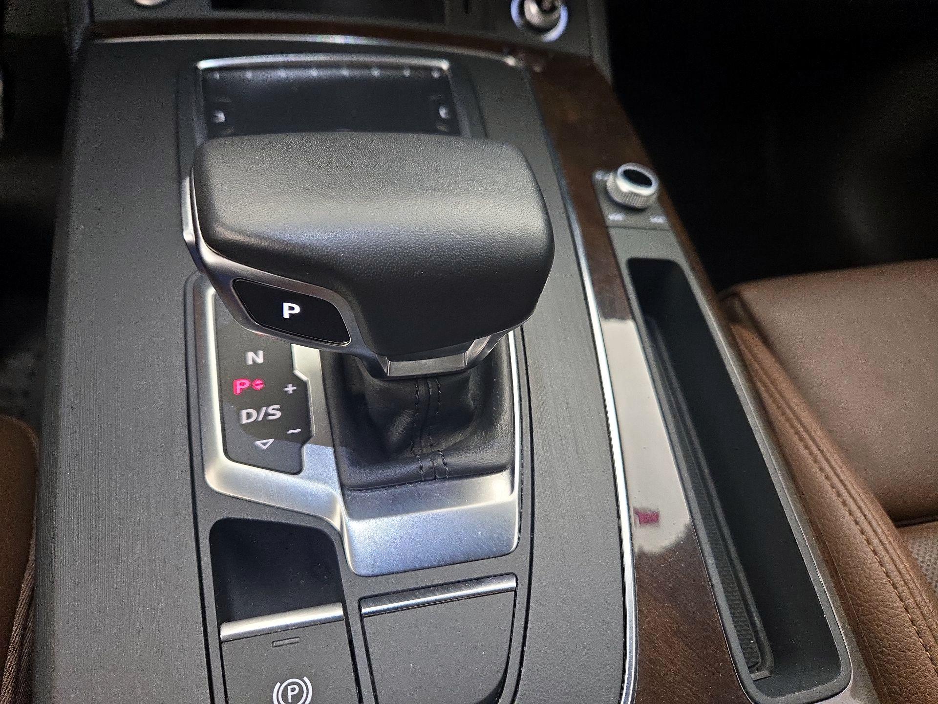 Thumbnail: 2019 Audi Q5 - 16