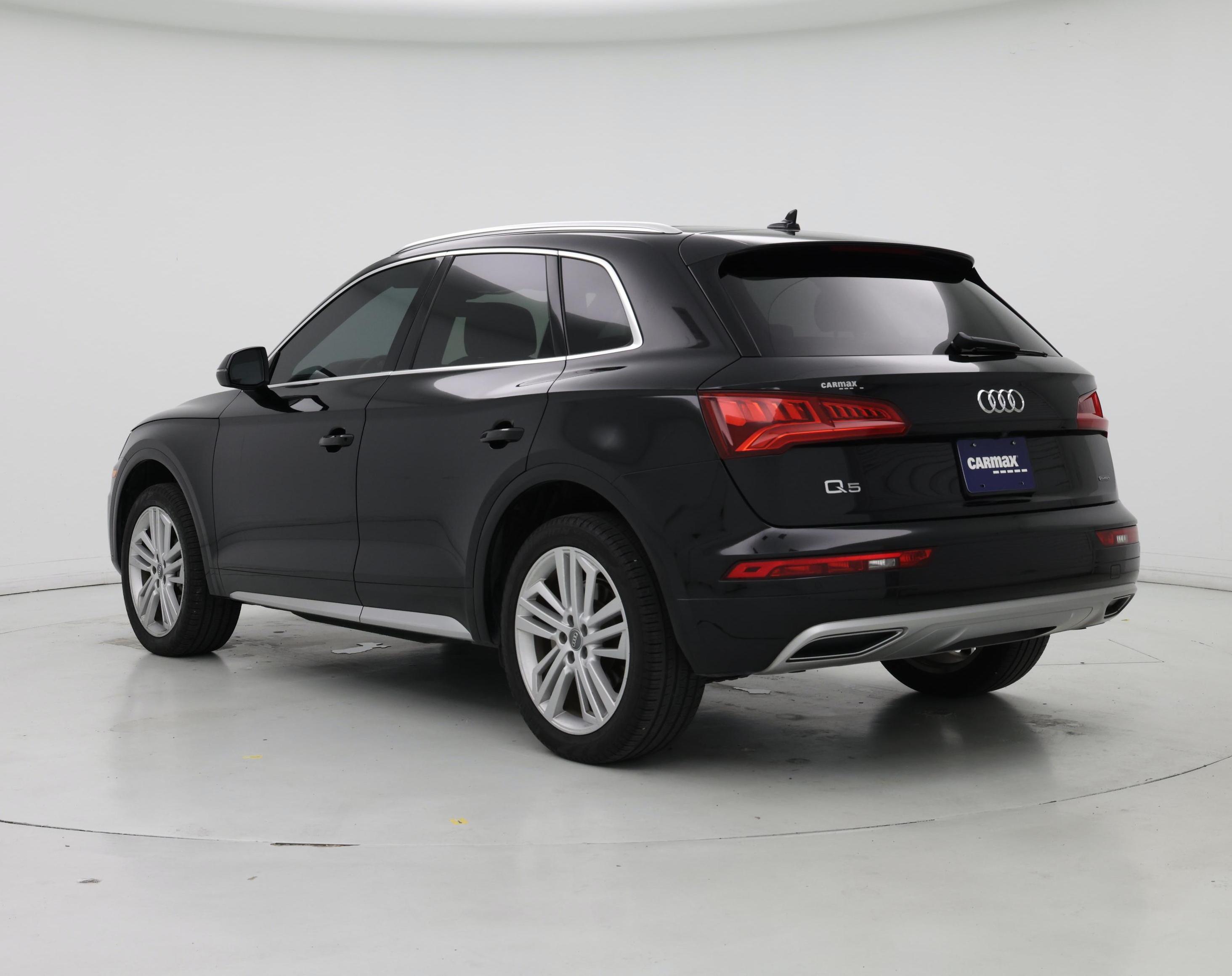 Thumbnail: 2019 Audi Q5 - 2