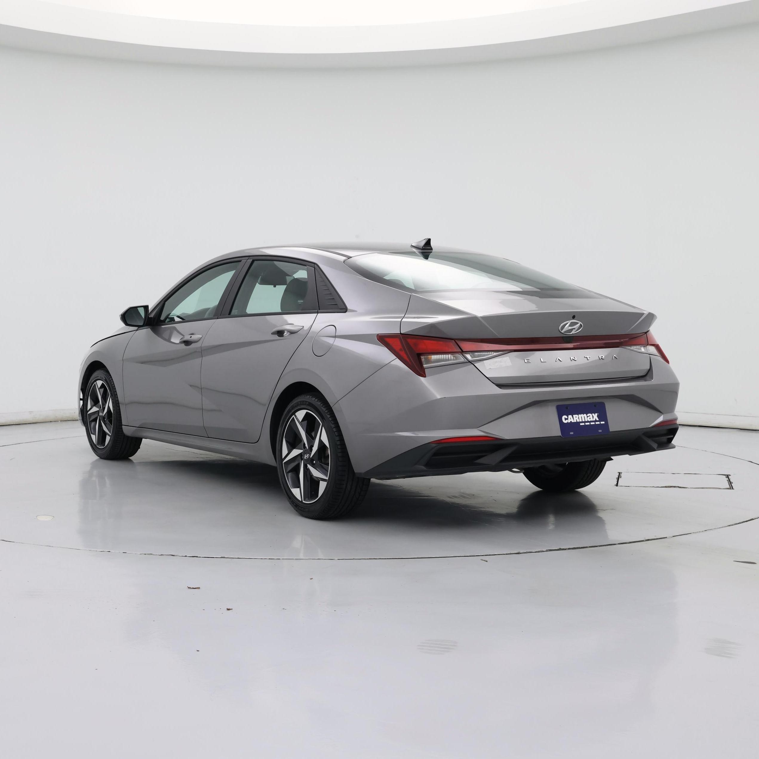 Thumbnail: 2023 Hyundai Elantra - 2