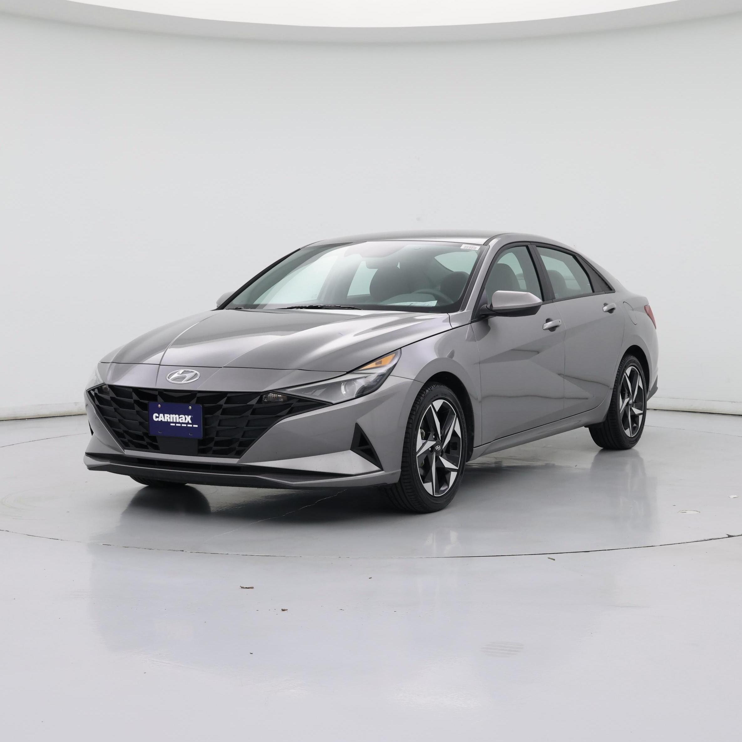 Thumbnail: 2023 Hyundai Elantra - 4