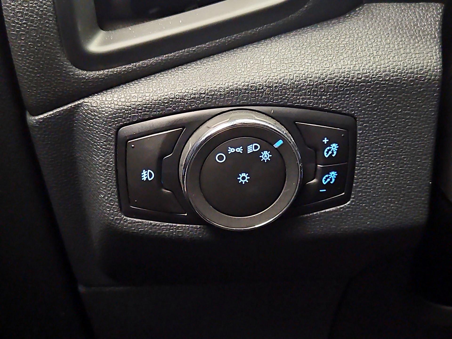 Thumbnail: 2021 Ford EcoSport - 13