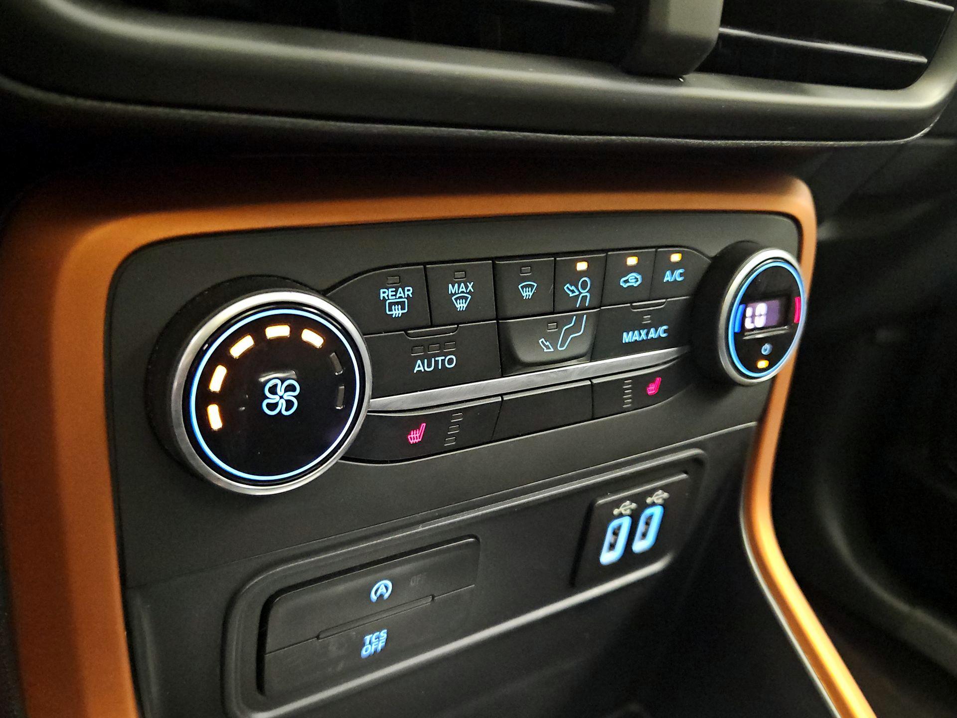 Thumbnail: 2021 Ford EcoSport - 16
