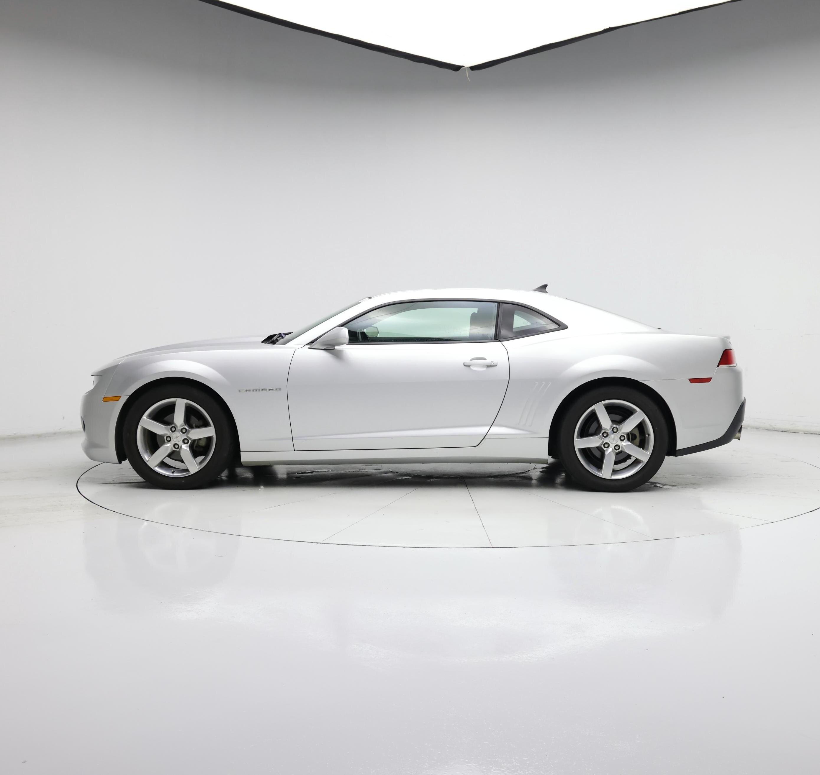 Thumbnail: 2015 Chevrolet Camaro - 3