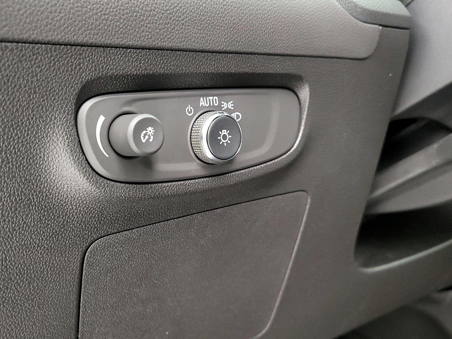 Thumbnail: 2025 Buick Encore GX - 13