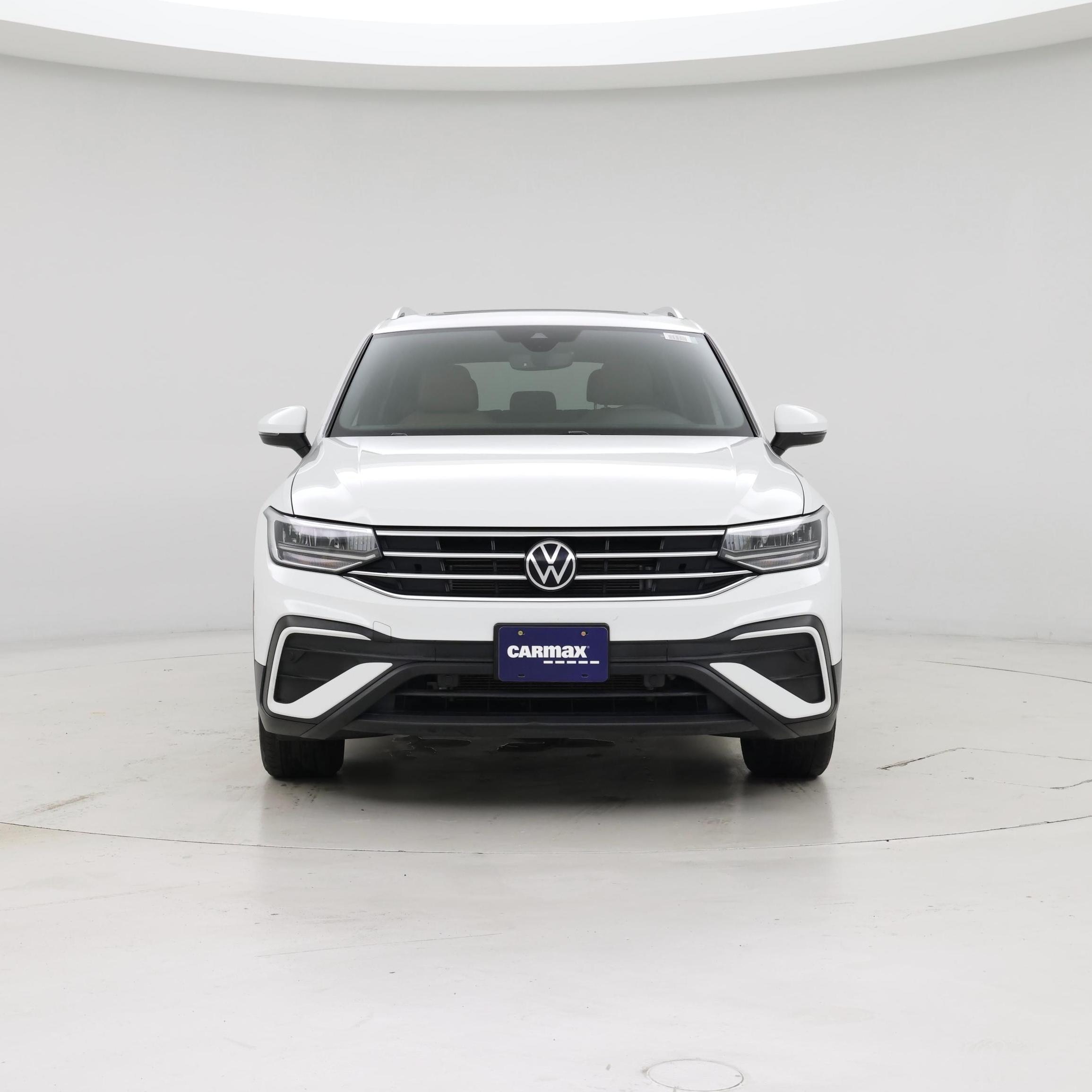 Thumbnail: 2022 Volkswagen Tiguan - 5