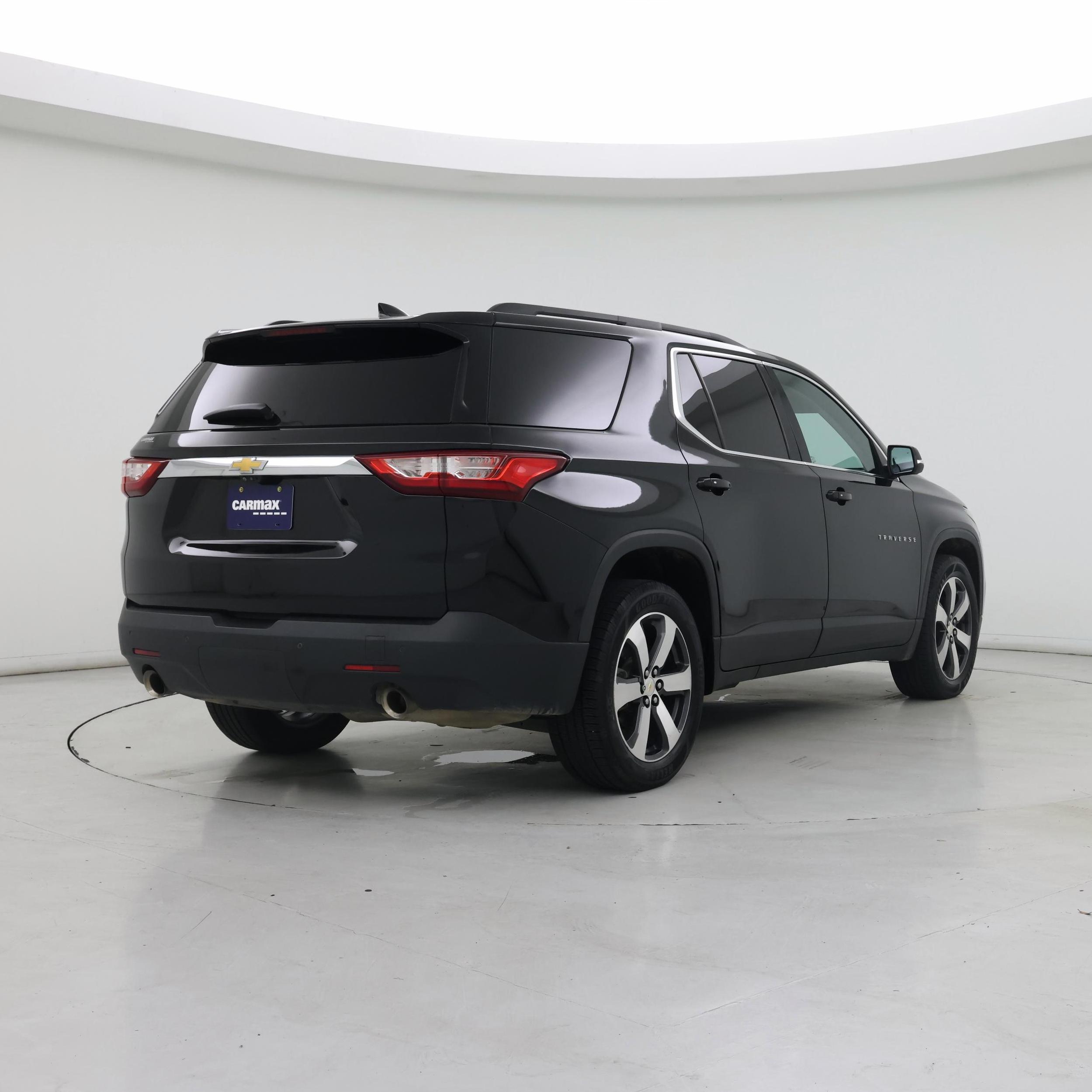 Thumbnail: 2021 Chevrolet Traverse - 8