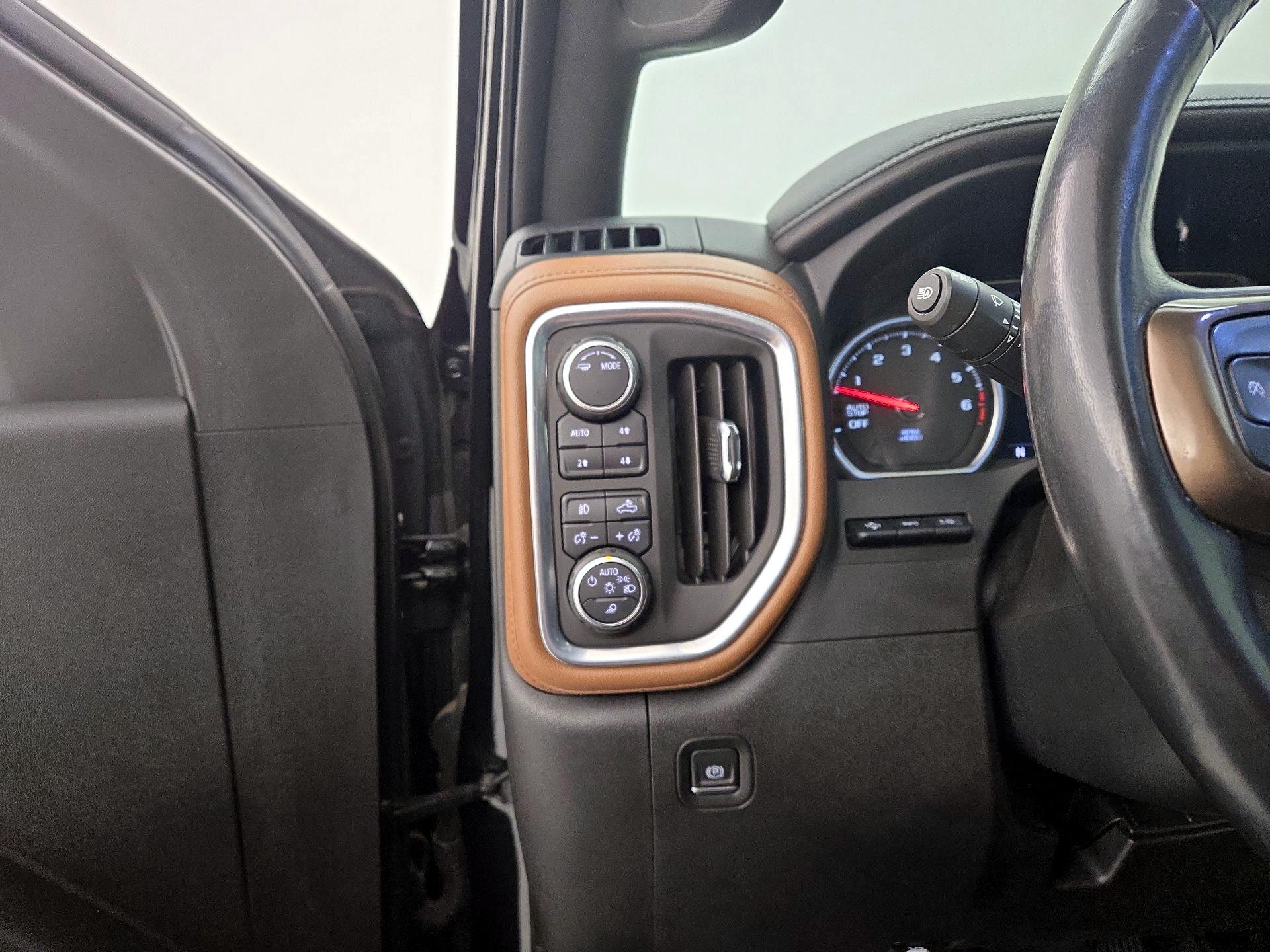 Thumbnail: 2021 Chevrolet Silverado 1500 - 13