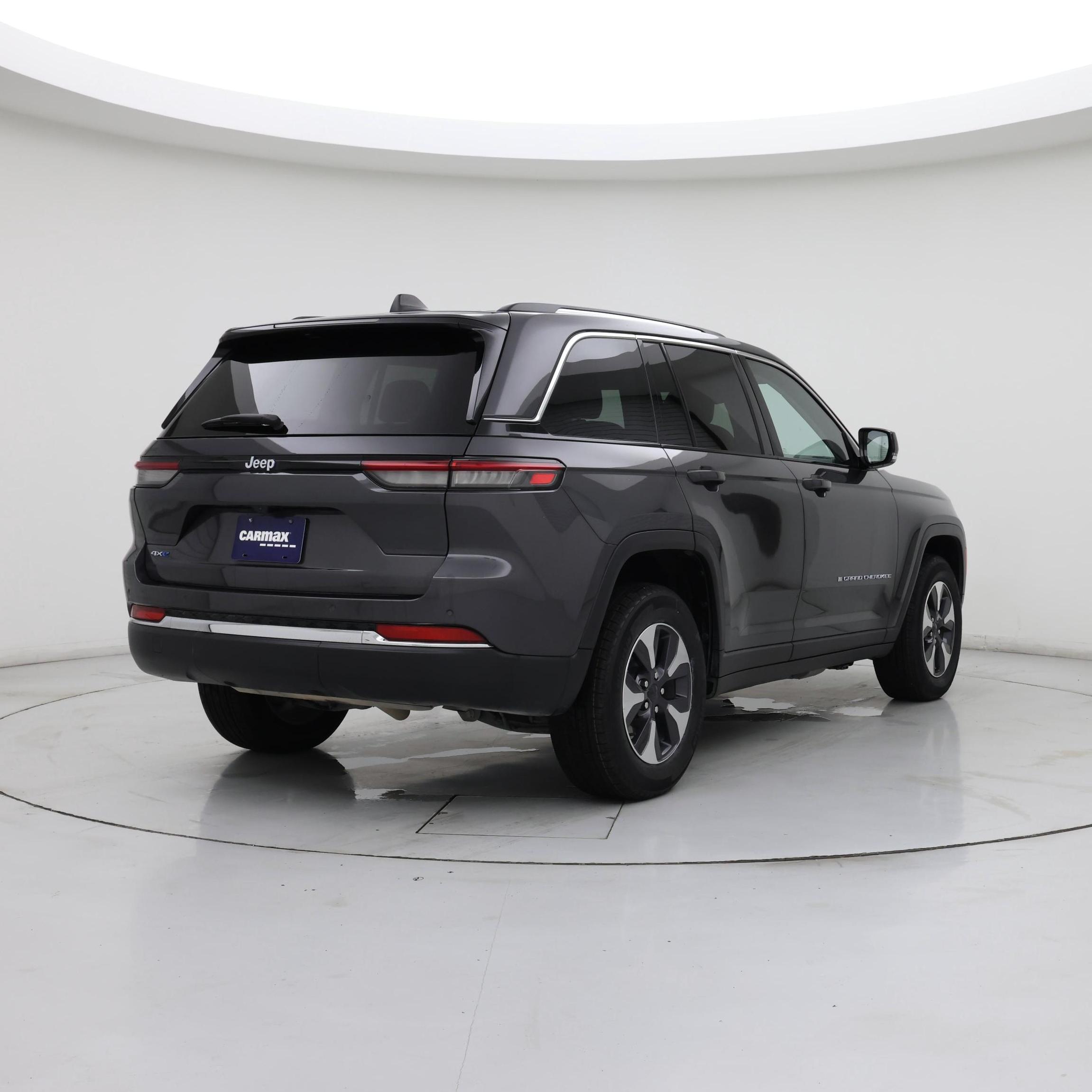 Thumbnail: 2022 Jeep Grand Cherokee - 8