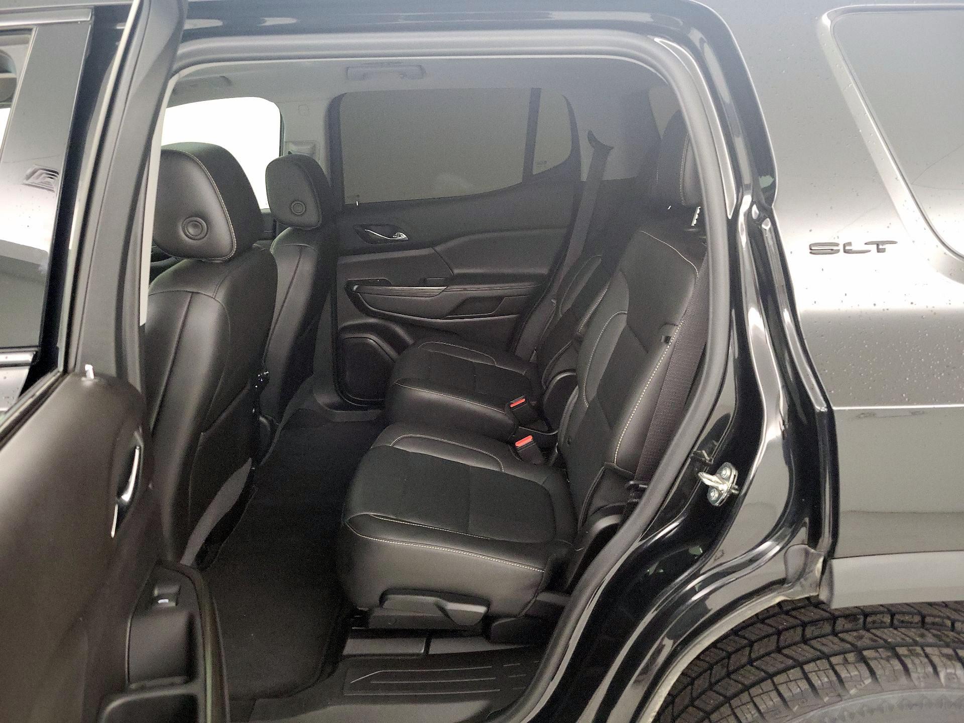 Thumbnail: 2023 GMC Acadia - 18
