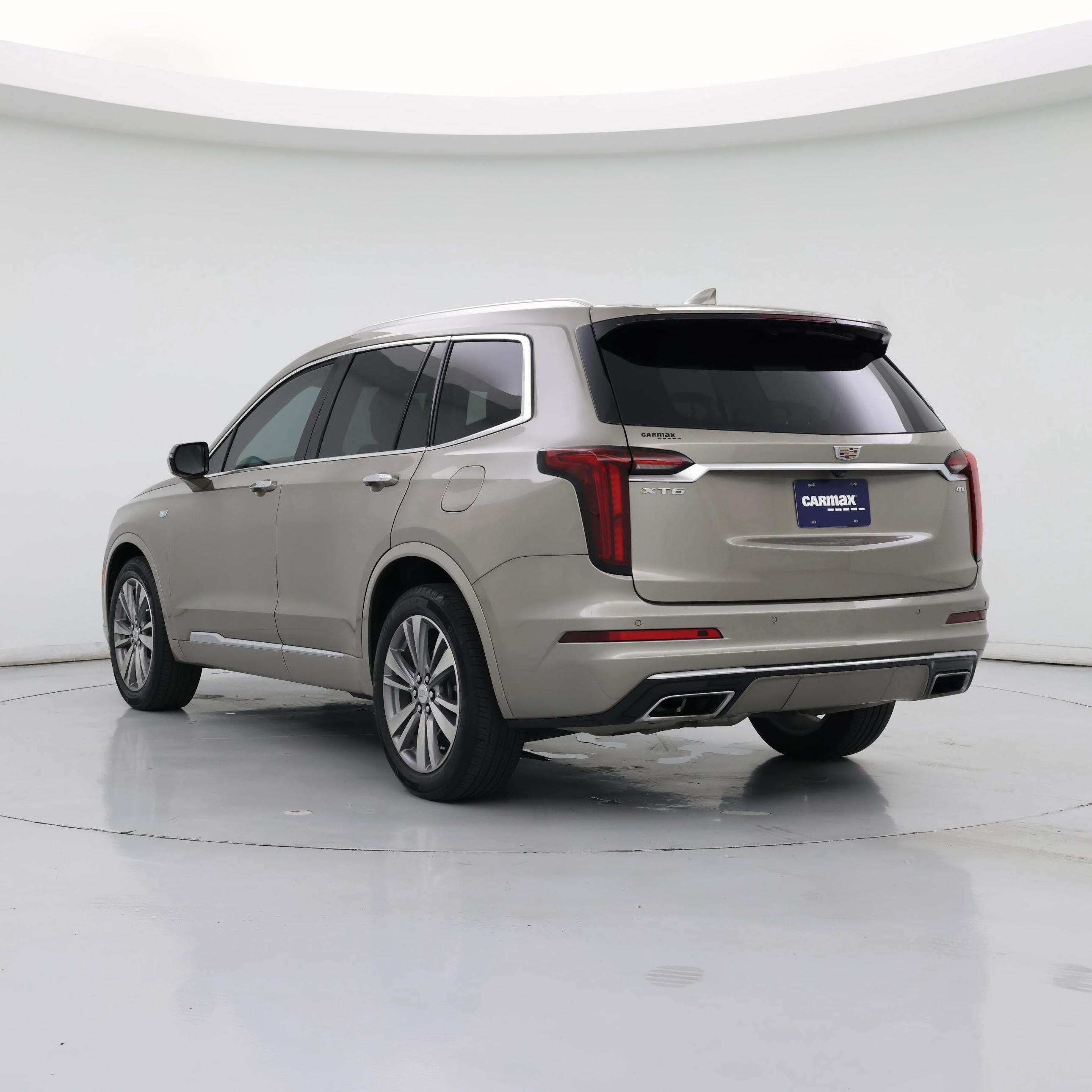 Thumbnail: 2022 Cadillac XT6 - 2