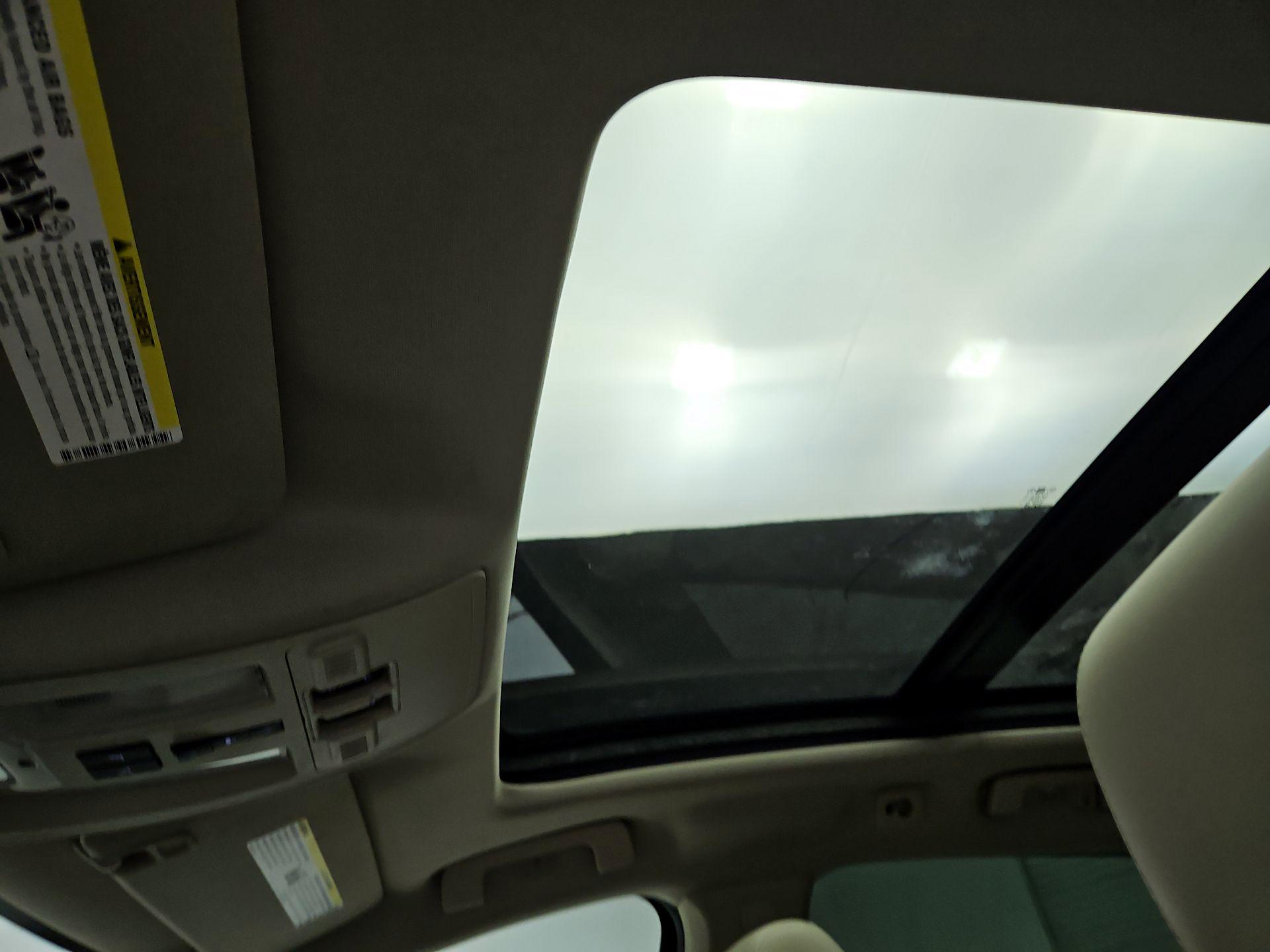Thumbnail: 2015 Cadillac SRX - 20