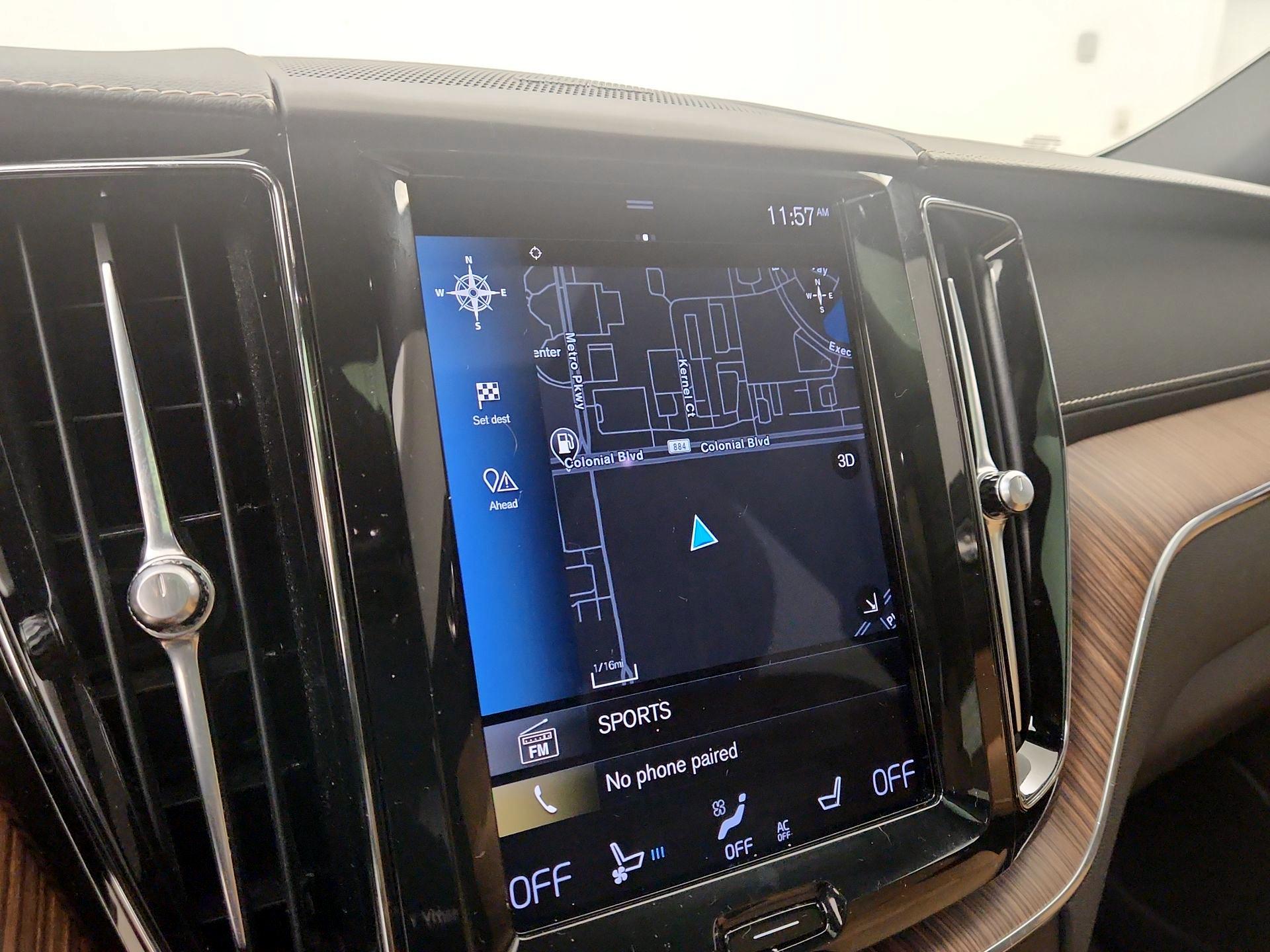 Thumbnail: 2021 Volvo XC60 - 14