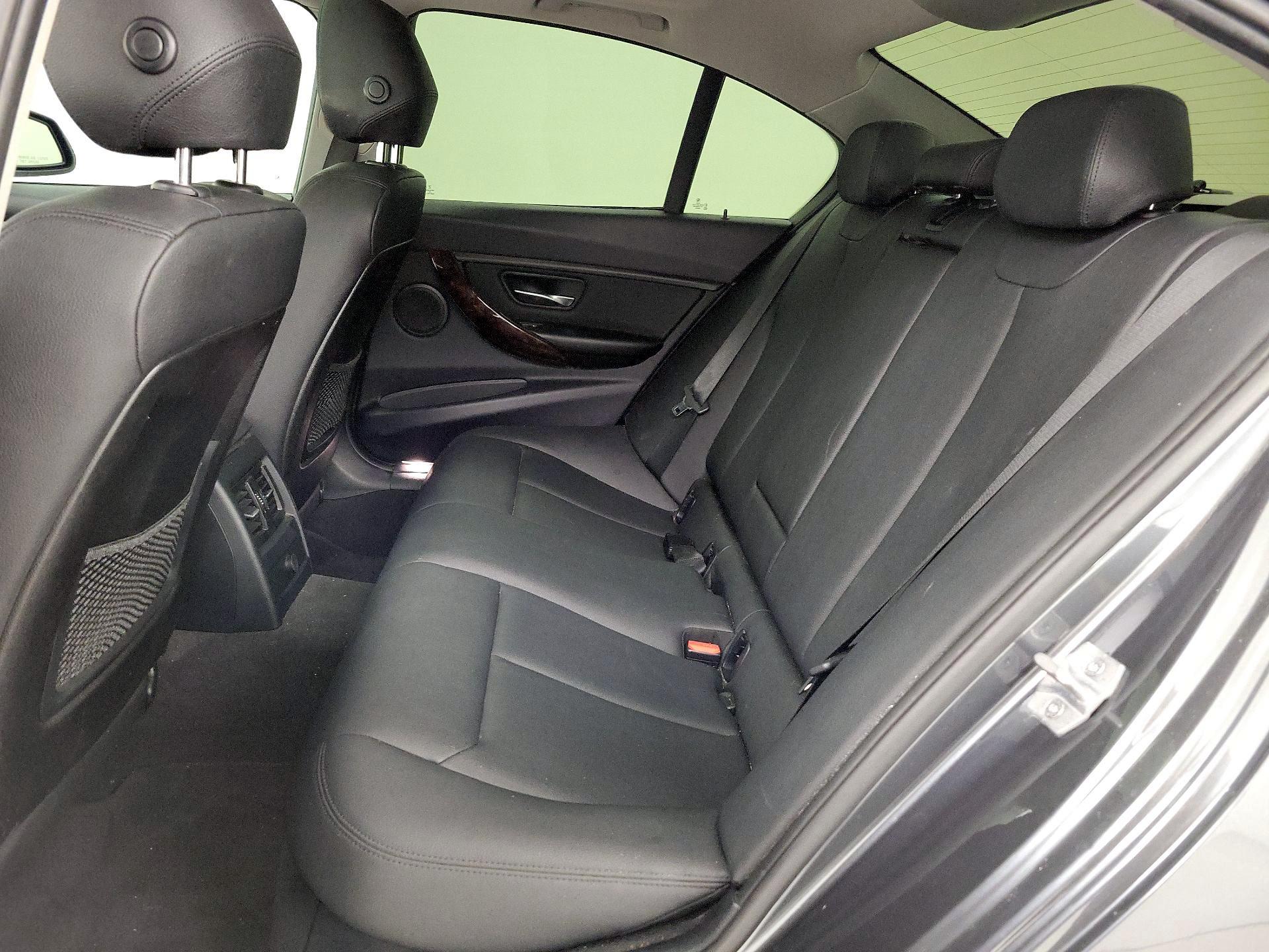 Thumbnail: 2014 BMW 3 Series - 20