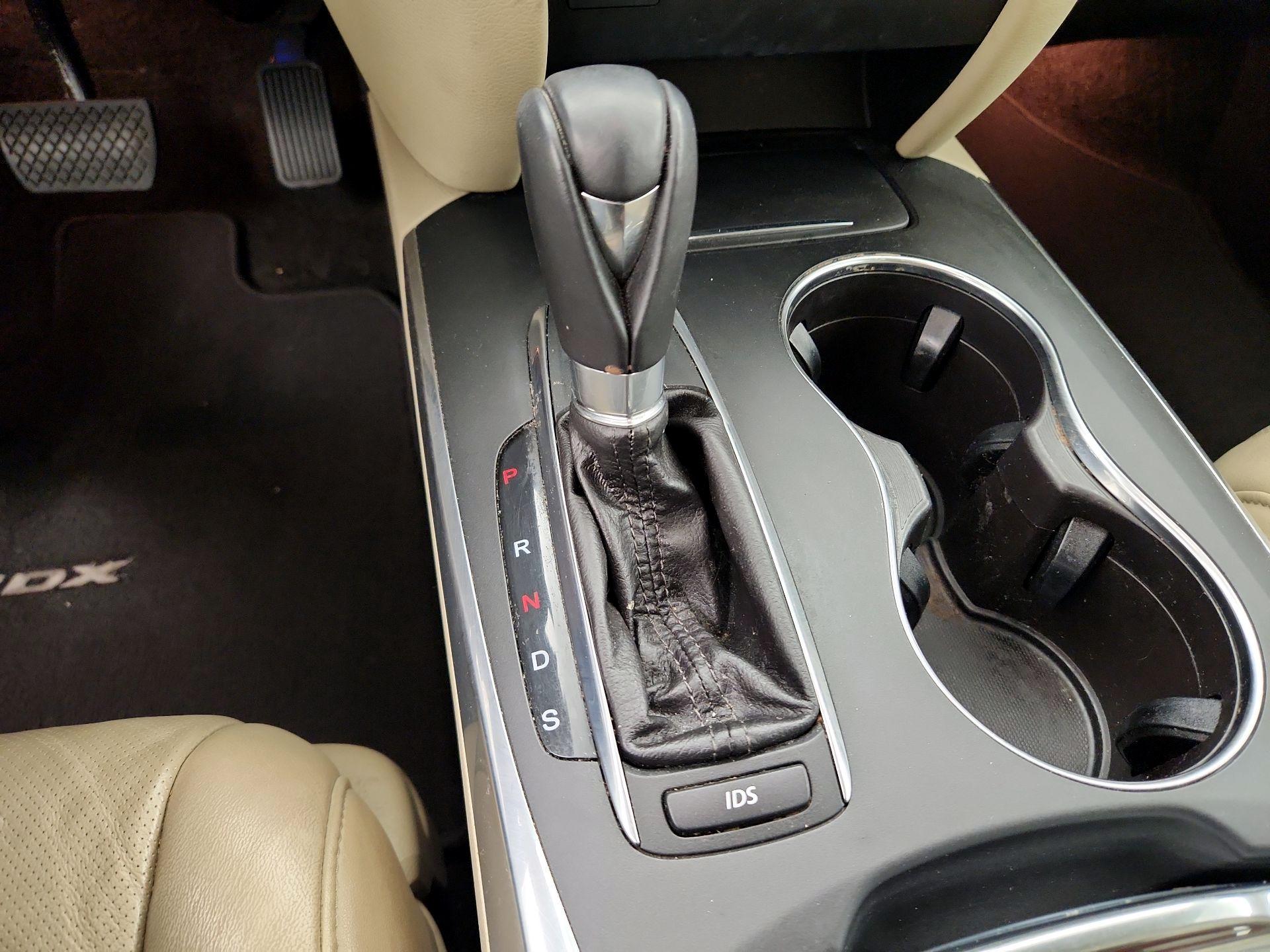 Thumbnail: 2015 Acura MDX - 15