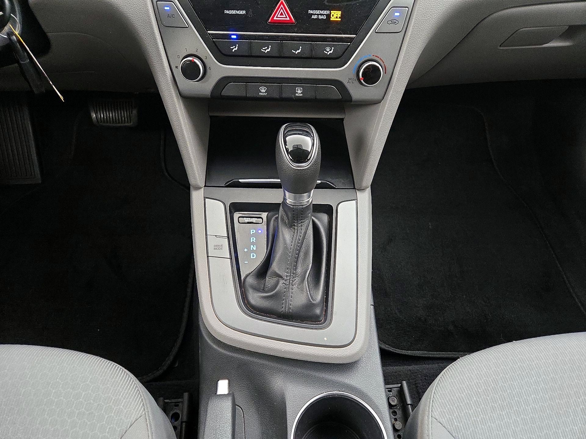 Thumbnail: 2017 Hyundai Elantra - 17