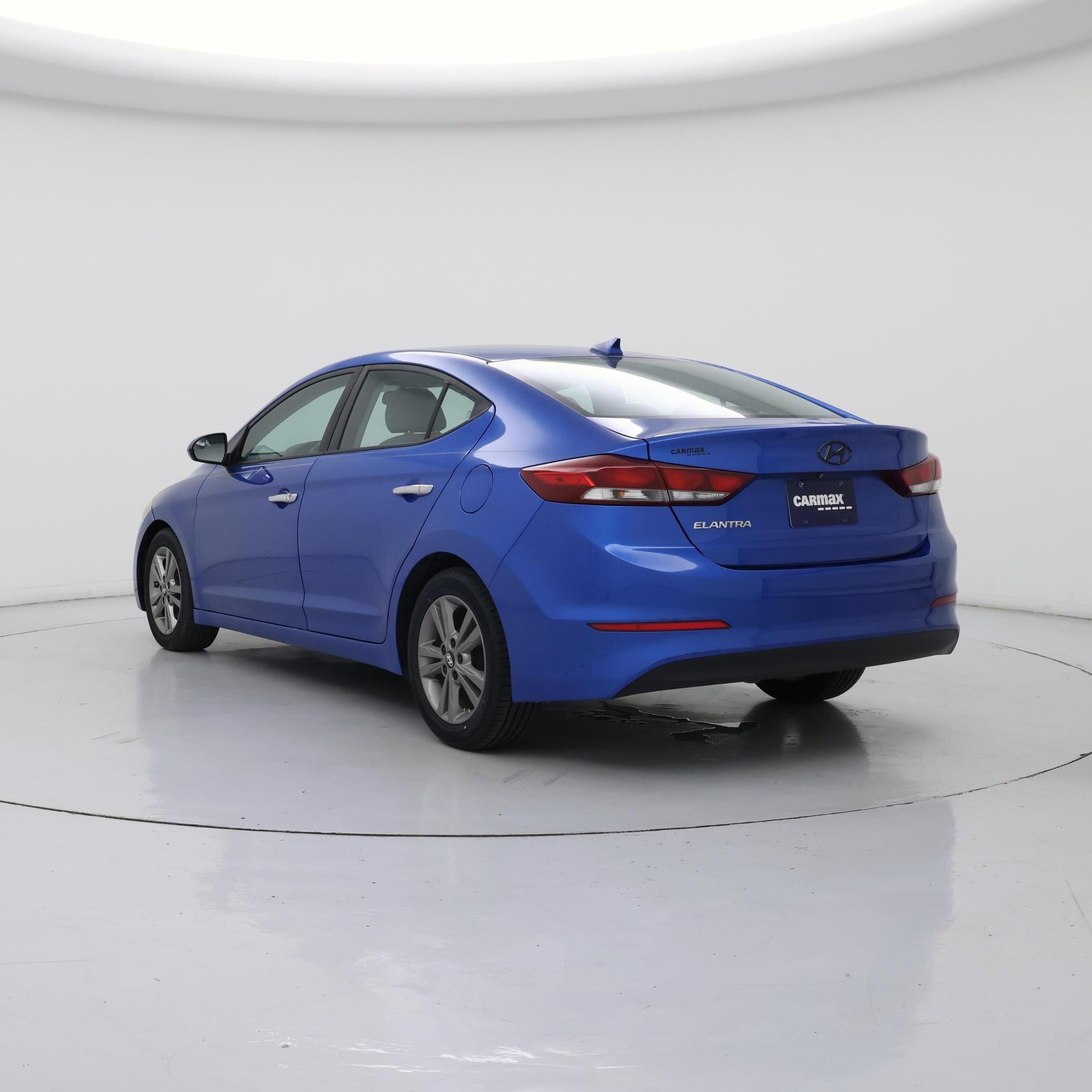 Thumbnail: 2017 Hyundai Elantra - 2