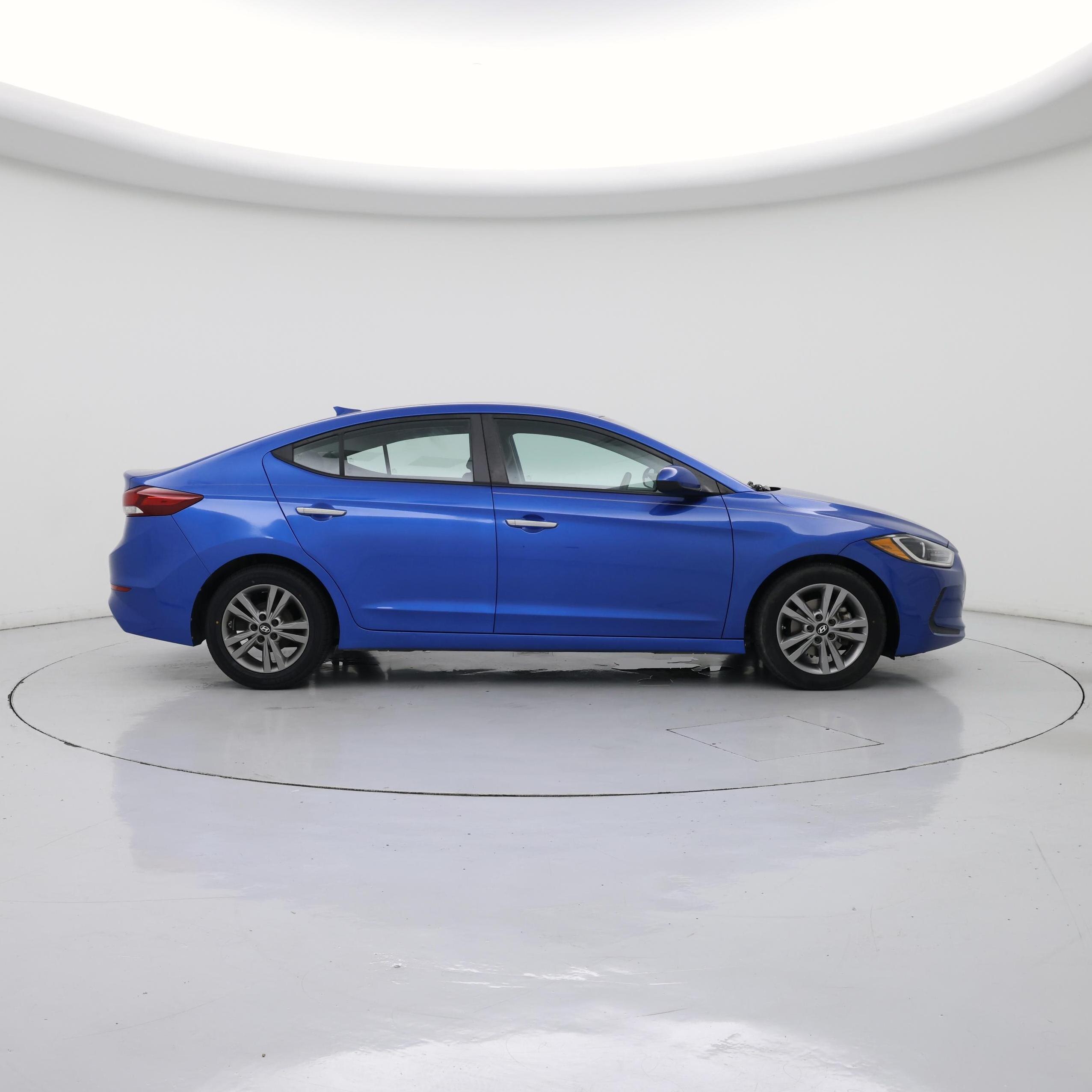 Thumbnail: 2017 Hyundai Elantra - 7