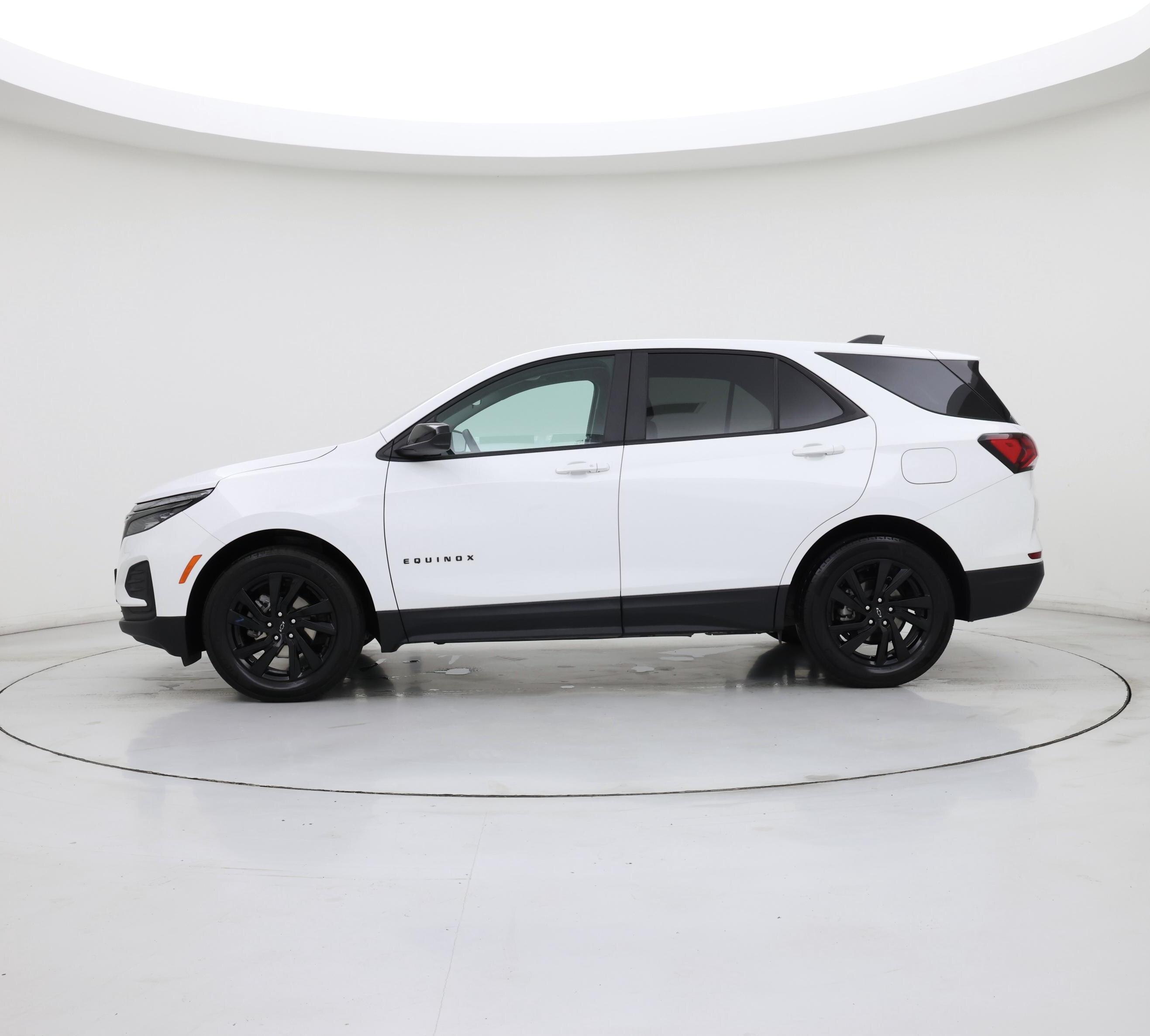 Thumbnail: 2024 Chevrolet Equinox - 3