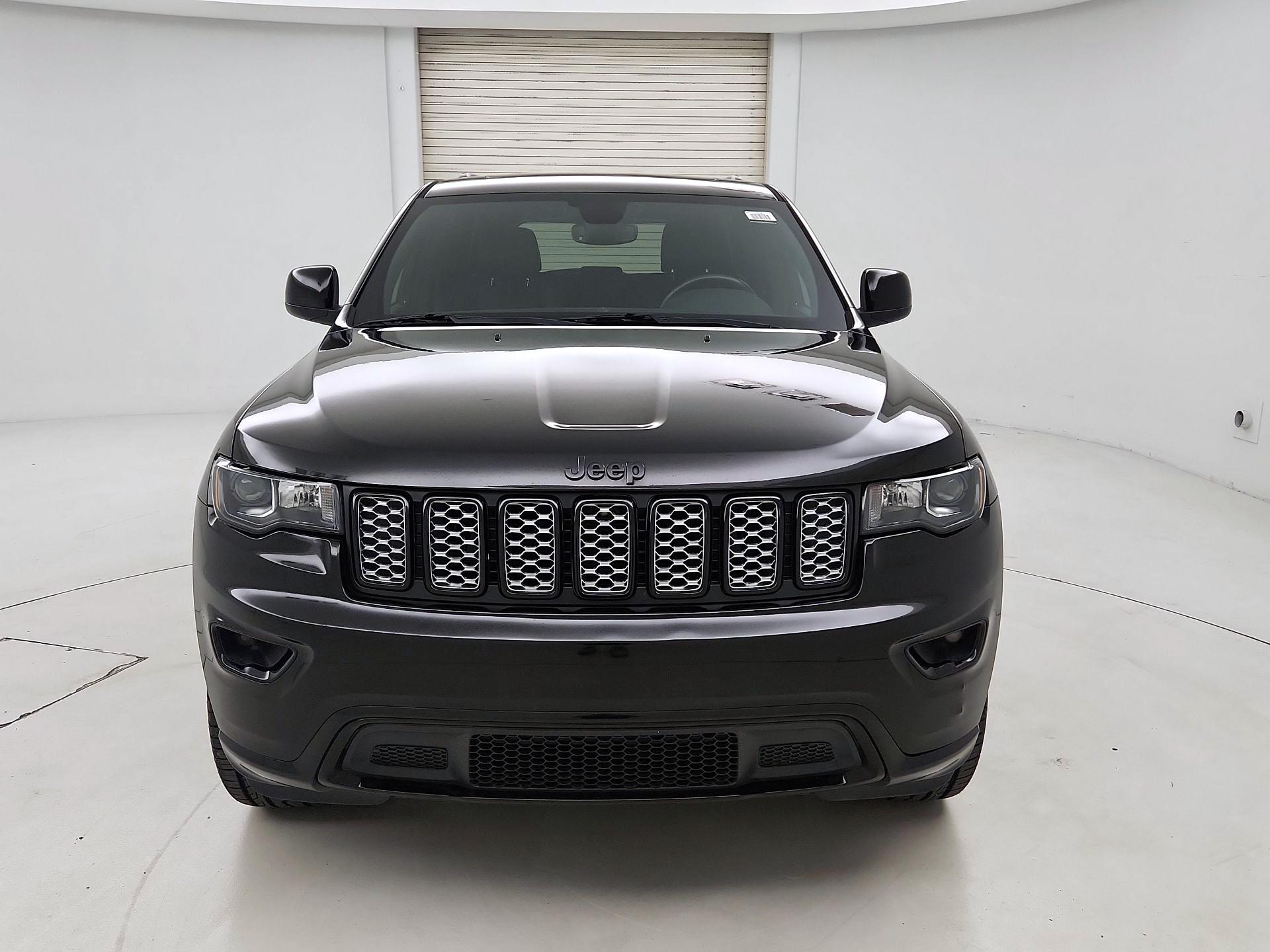 Thumbnail: 2019 Jeep Grand Cherokee - 2